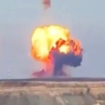 Eine massive Explosion hat in Russland für Aufsehen gesorgt. Ersten Berichten zufolge soll ein Raketentest misslungen sein.