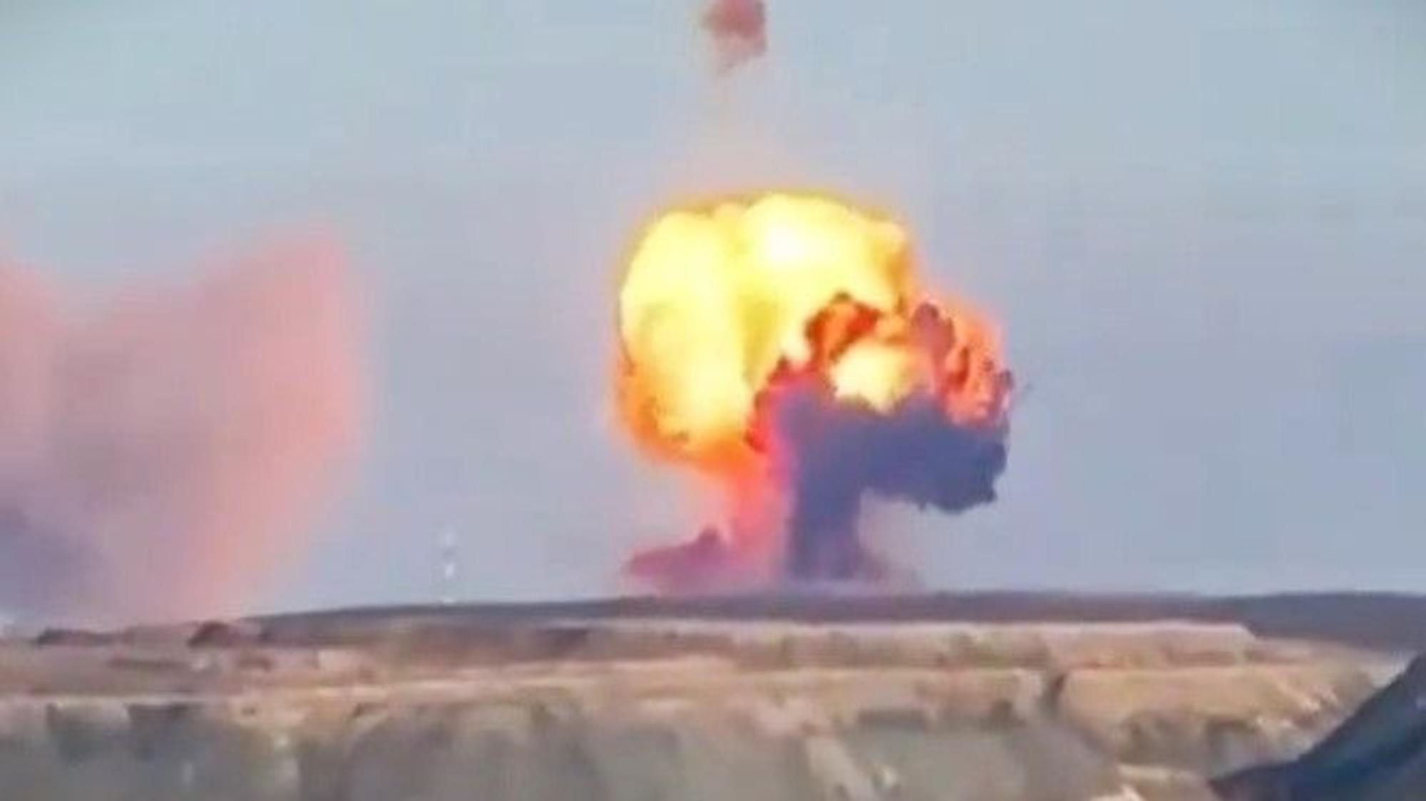 Eine massive Explosion hat in Russland für Aufsehen gesorgt. Ersten Berichten zufolge soll ein Raketentest misslungen sein.