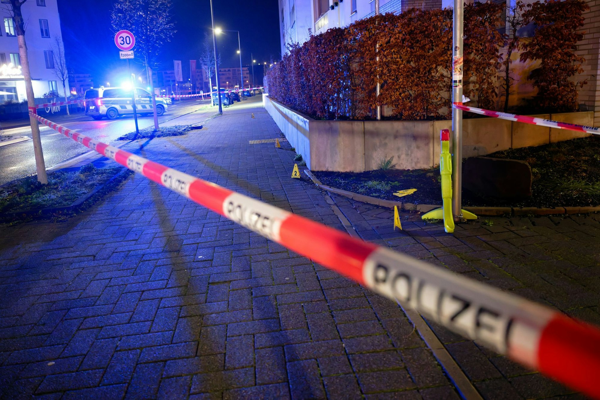 Der Bereich rund um den Tatort wurde abgesperrt.