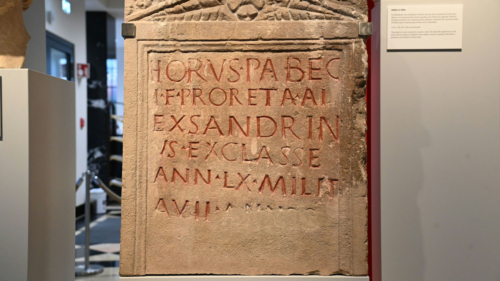 Grabstein für den Rheinschiffer Horus im Römisch-Germanischen Museum (RGM)