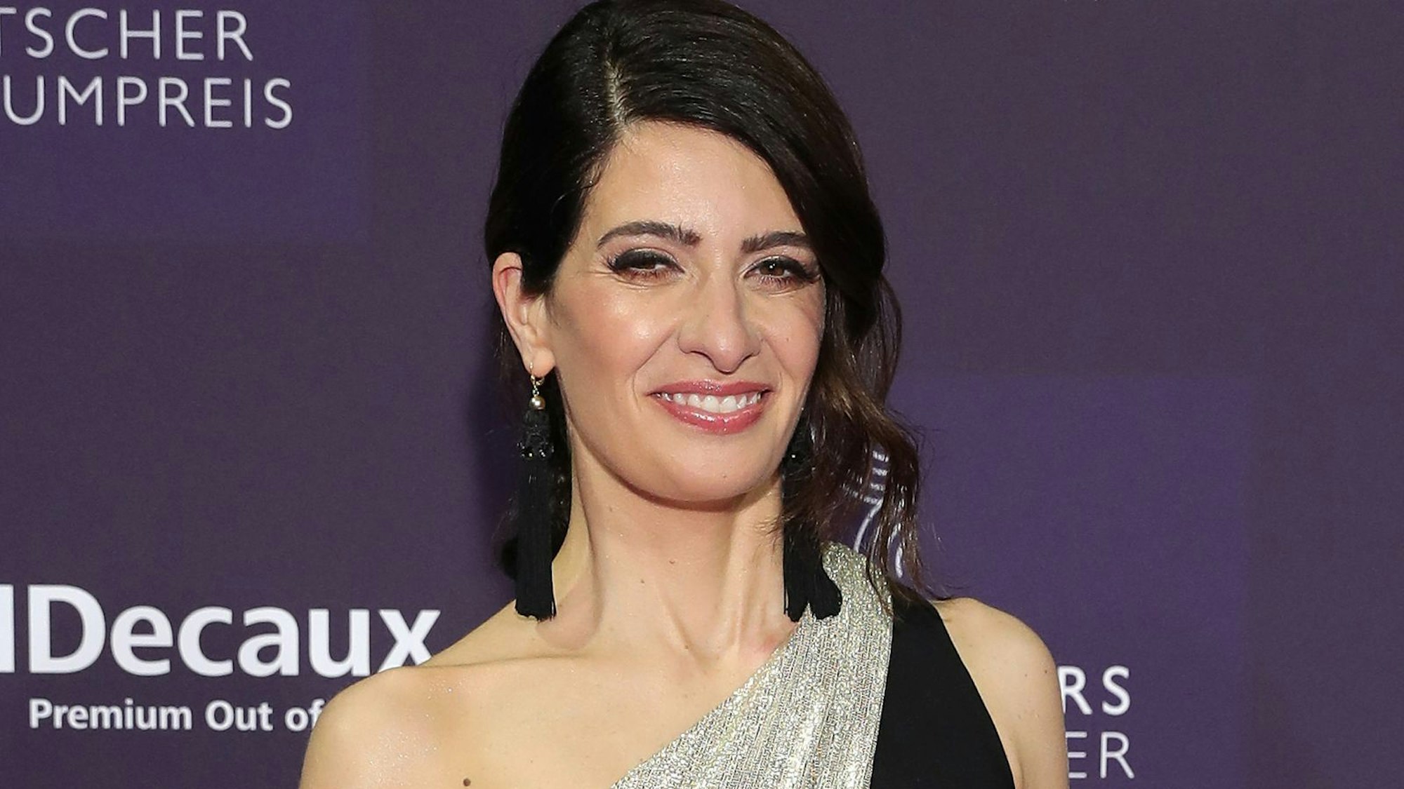 Linda Zervakis hat im Podcast ihren Männerschwarm verraten. (Bild: 2020 Getty Images/Andreas Rentz)