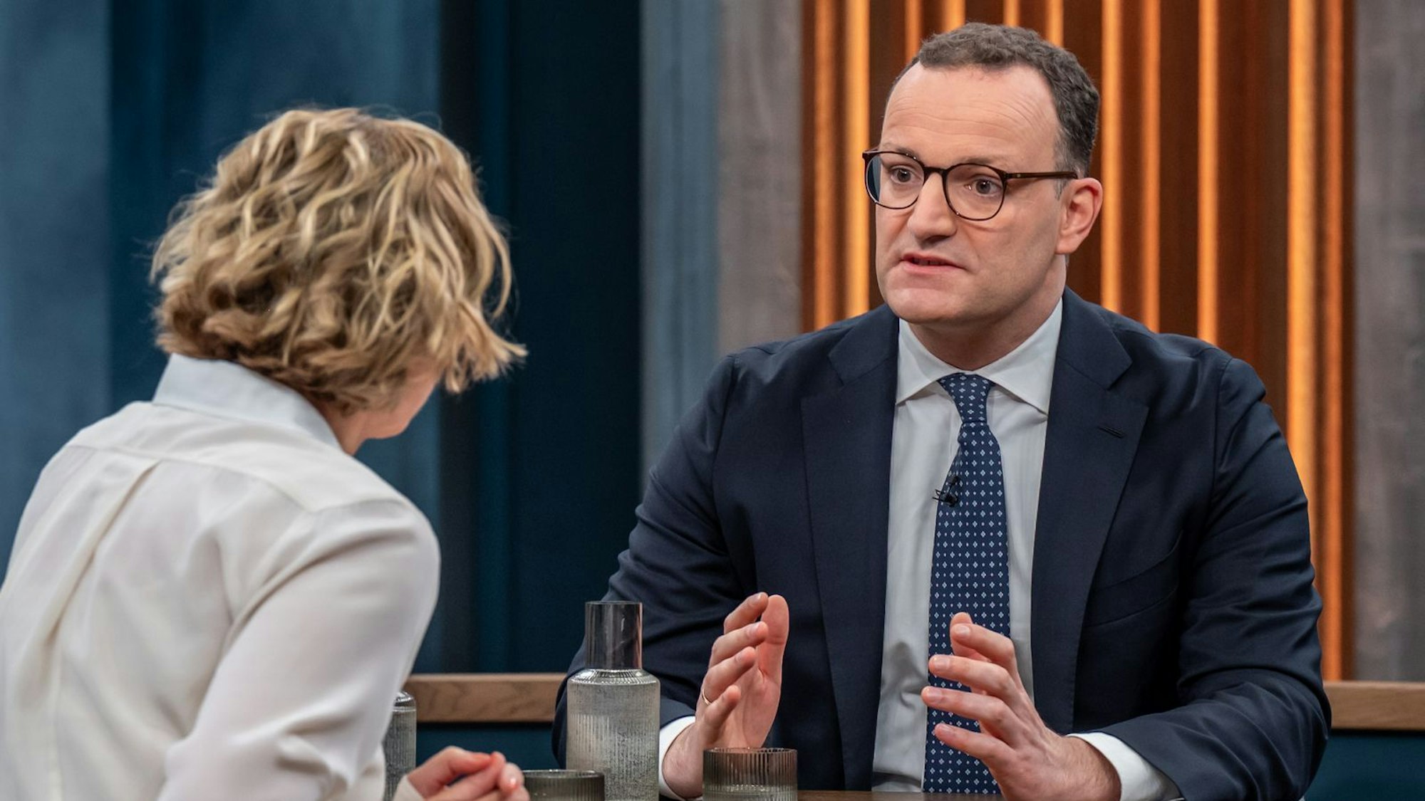Für Unions-Fraktionschef Jens Spahn steht in der aktuellen Renten-Debatte viel auf dem Spiel. (Bild: ARD/Thomas Ernst)