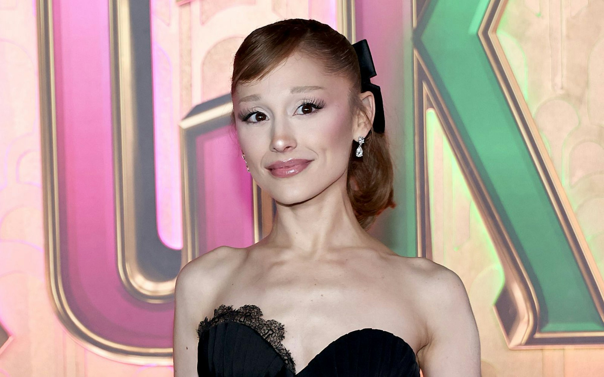 Die Dreharbeiten zu „Wicked: Teil 2“ waren für Ariana Grande in vielerlei Hinsicht intensiv, erzählt sie im Interview mit der Nachrichtenagentur teleschau. (Bild: 2025 Getty Images/Jamie McCarthy)