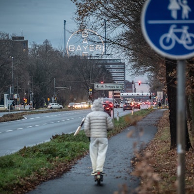 Der Radweg an der B8 wurde im Sommer und Herbst 2025 erneuert. Bild: Ralf Krieger
