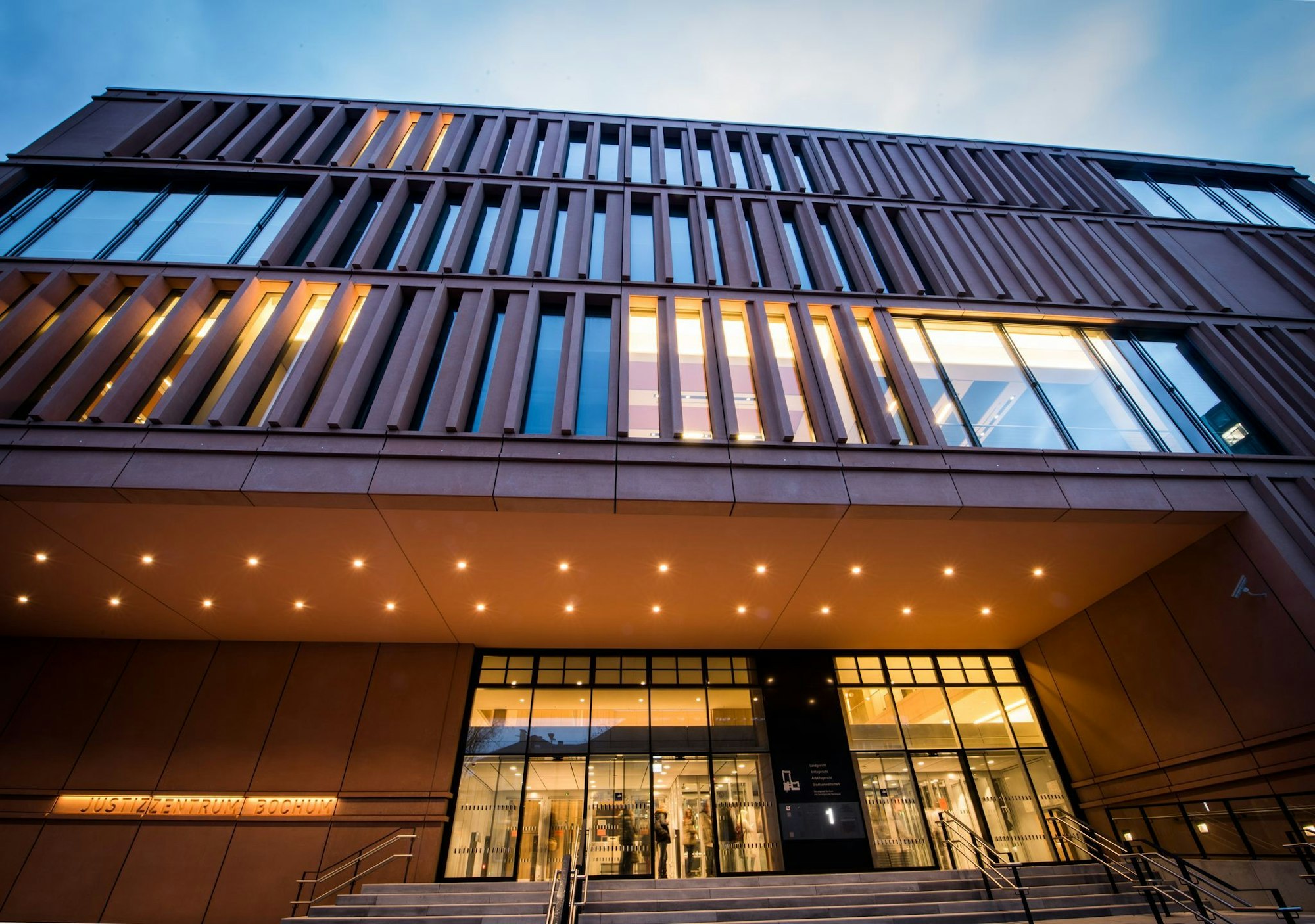 Der Angeklagte entschuldigte sich auch im zweiten Prozess für seine Taten. (Archivbild)