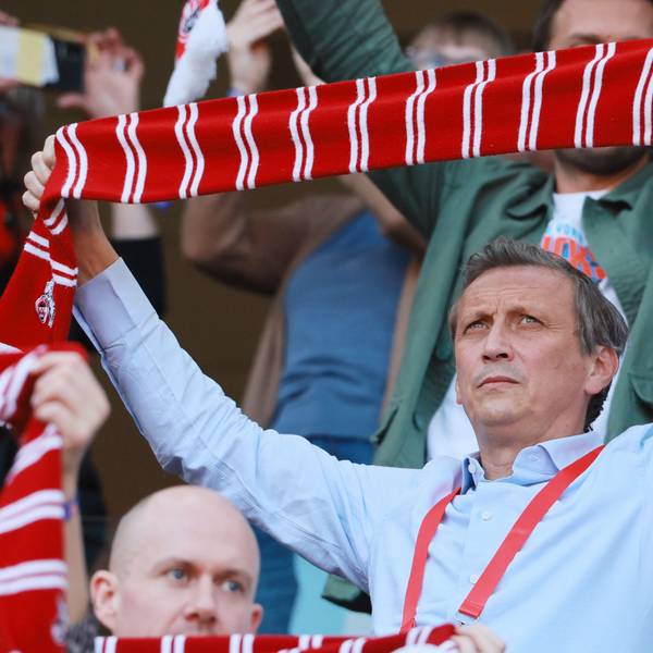 Rewe-Chef Lionel Souque (Aufsichtsratschef 1. FC Köln) freut sich über die Olympia-Bewerbung.
