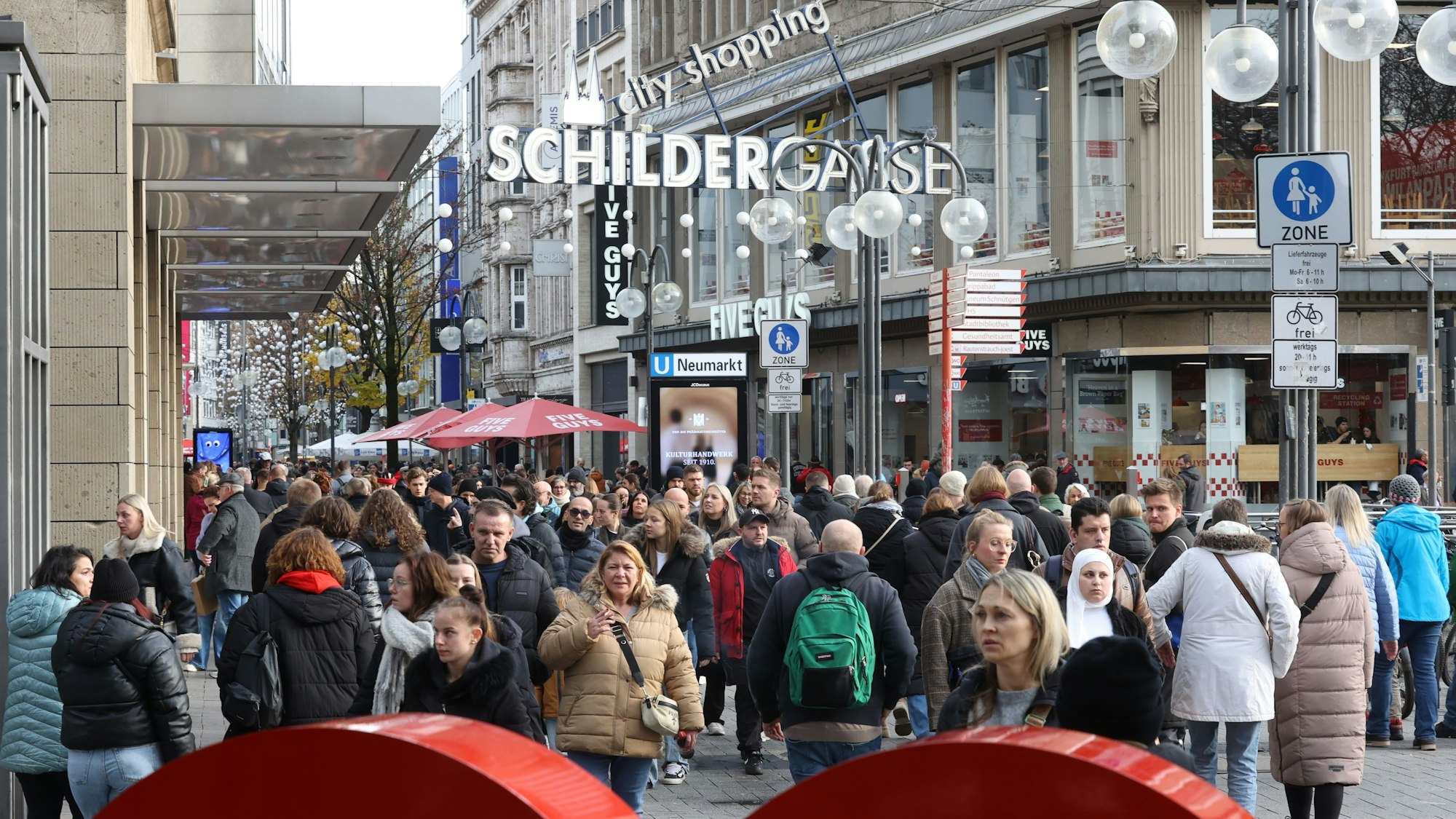 Die Schildergasse in Köln.