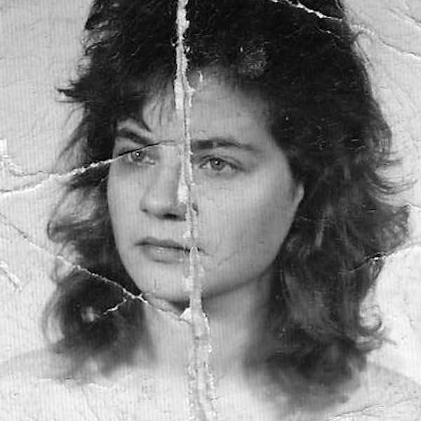 Das Foto zeigt „Rosenmädchen“ Jozefa W. kurz vor ihrem Verschwinden im Jahr 1996.