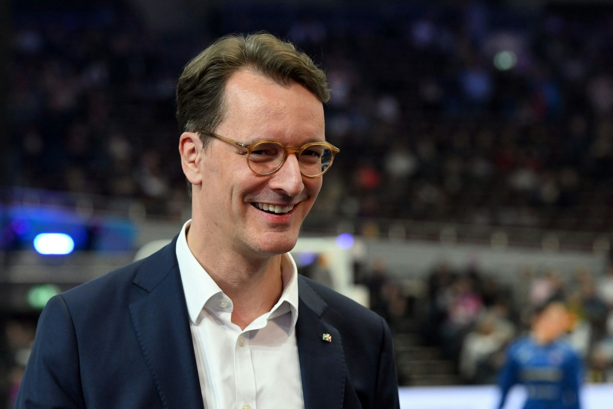 Nordrhein-Westfalens Ministerpräsident Hendrik Wüst (CDU) ist begeistert über die Frauen-Fußball-EM 2029 in Deutschland. (Archivbild)