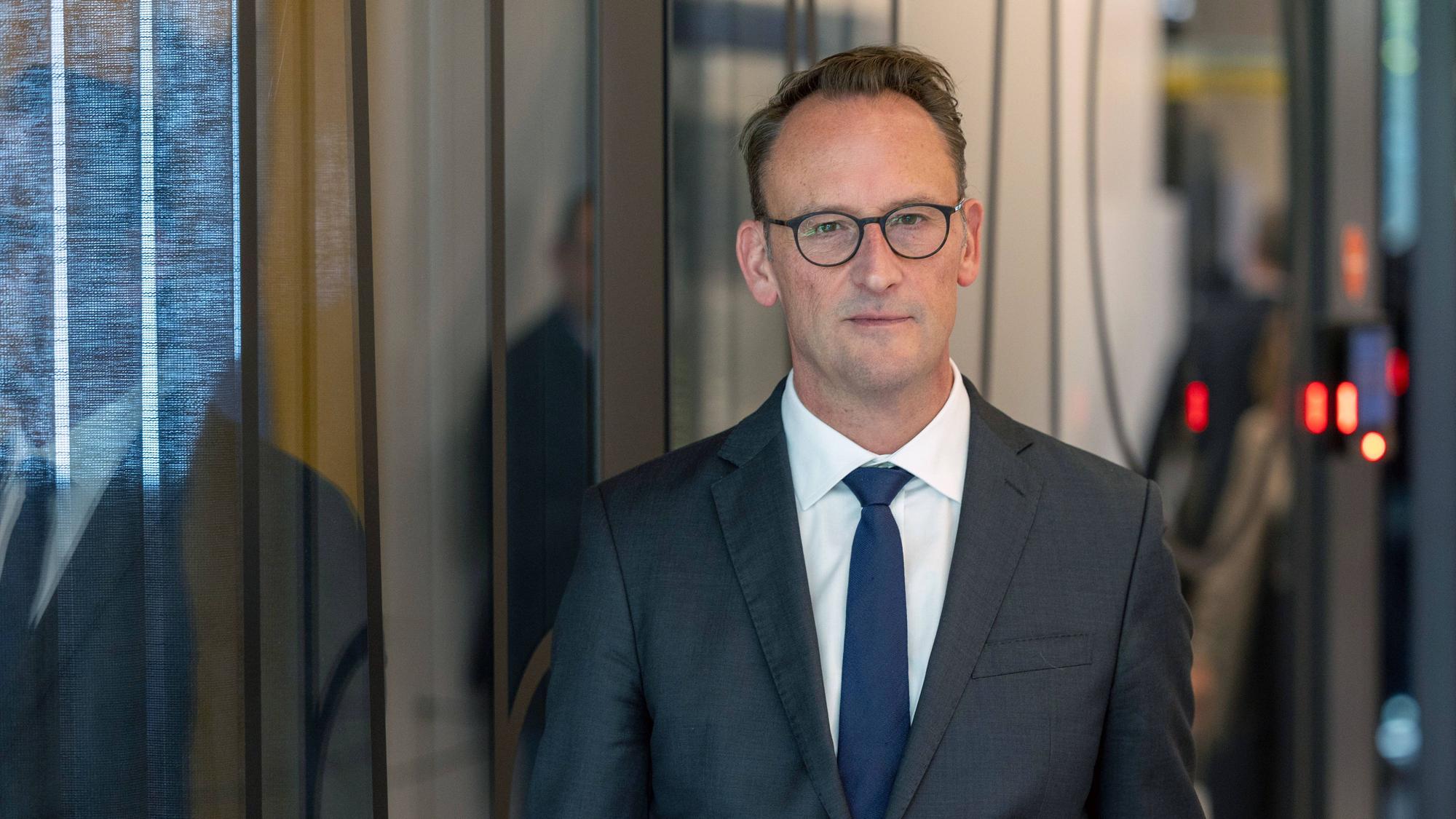 Tobias Schmid, Direktor der Landesanstalt für Medien NRW