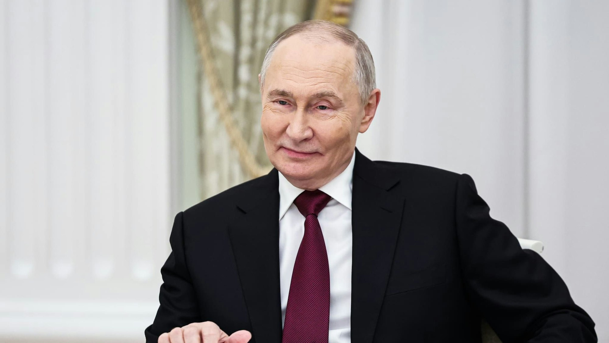 Verzögerungstaktik statt Friedenswille: Wladimir Putin bei den Gesprächen mit dem US-Sonderbeauftragten Steve Witkoff. / TASS