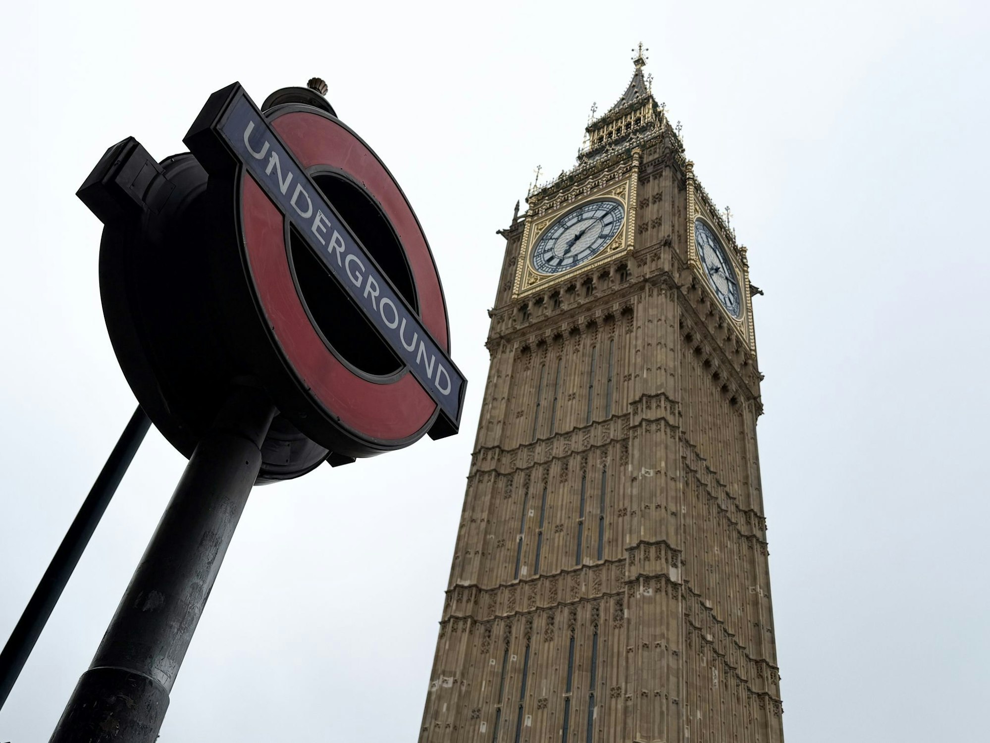 Mit dem Zug ohne Umstieg nach London? Die Deutsche Bahn und das Unternehmen Eurostar arbeiten an einer Direktverbindung, die Anfang der 2030er Jahre starten soll. (Archivbild)