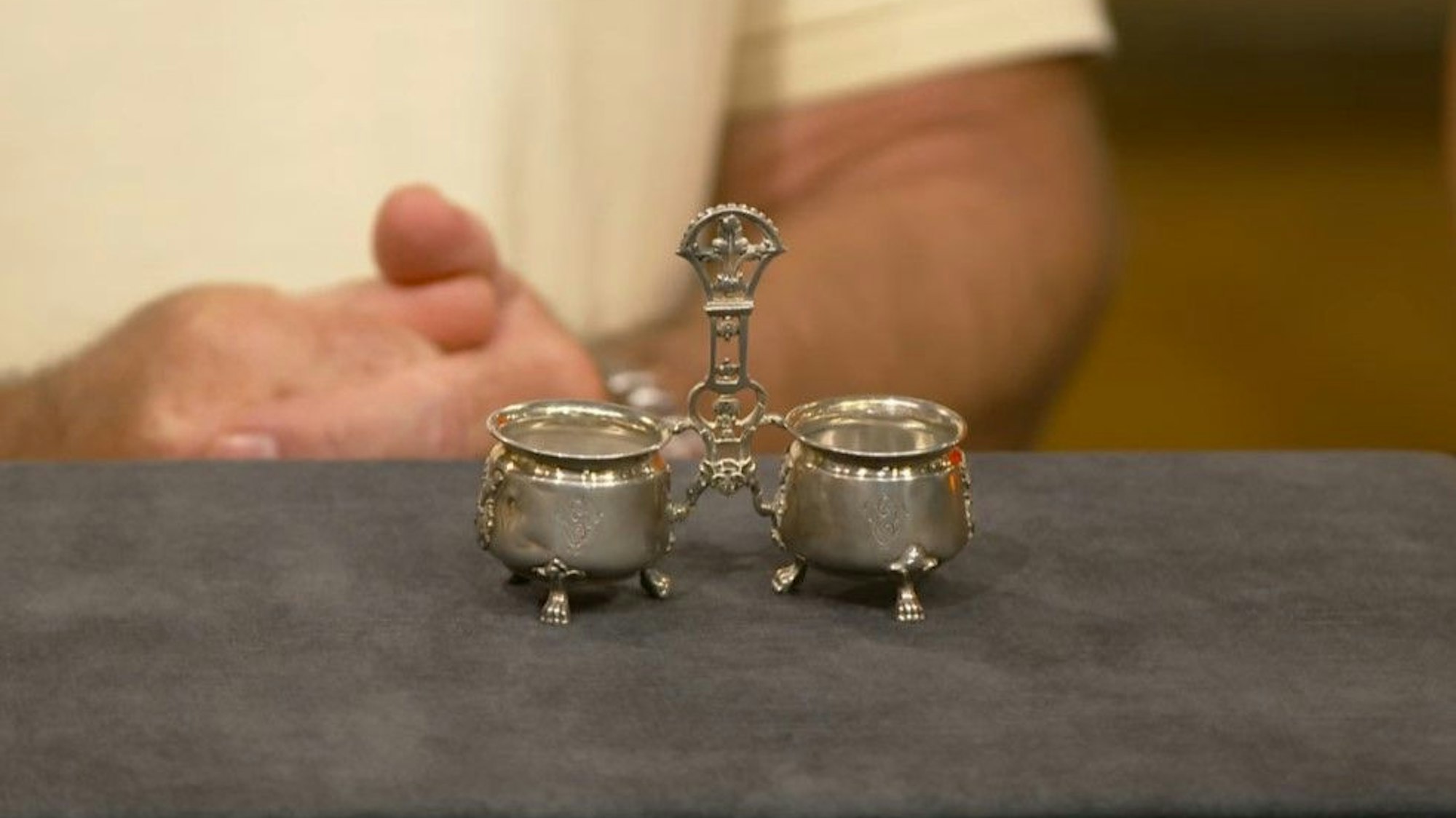 Die Doppelsaliere aus Köln bei „Bares für Rares“.