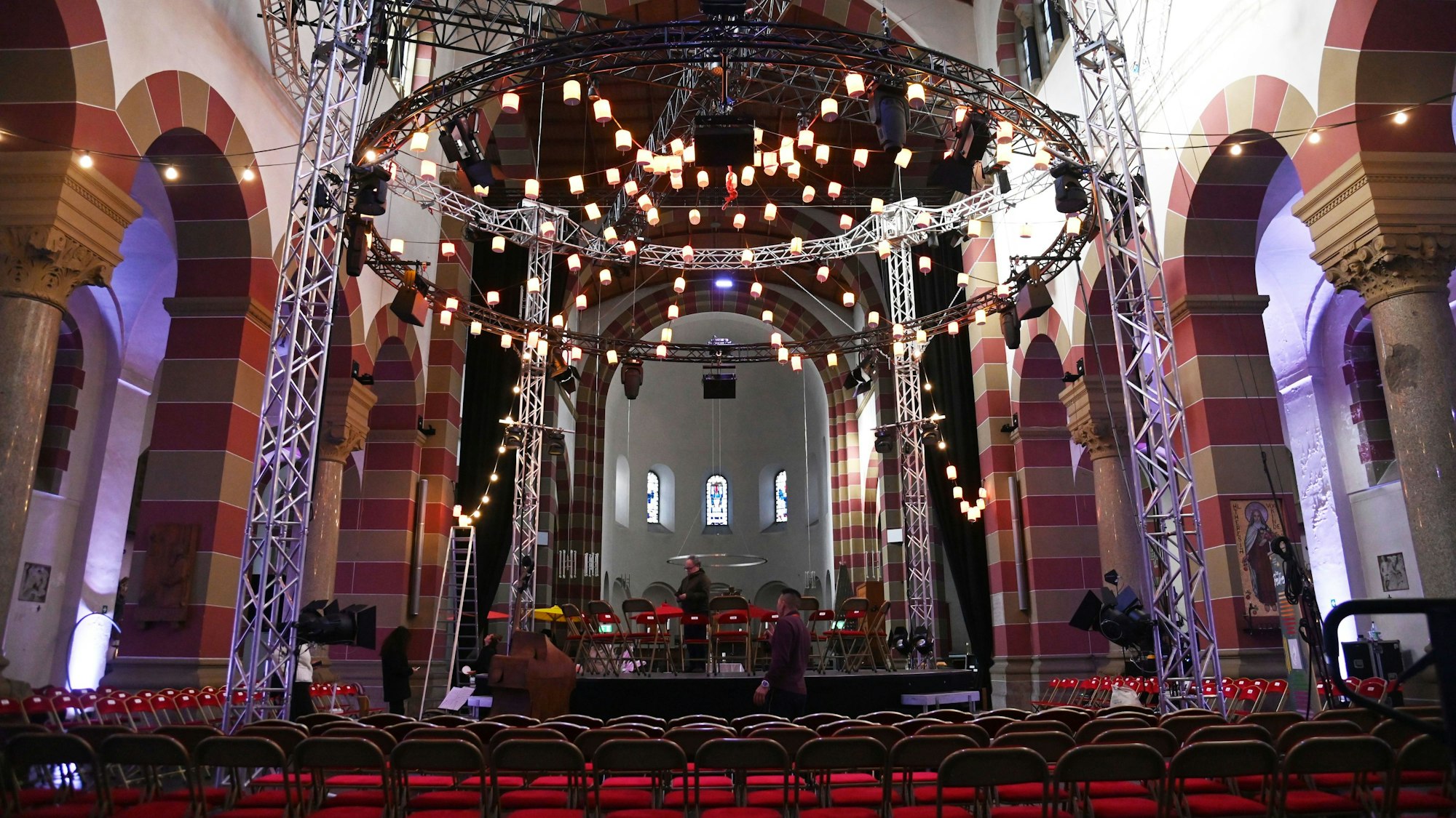 Innenraum in der Kirche St. Michael am Brüsseler Platz