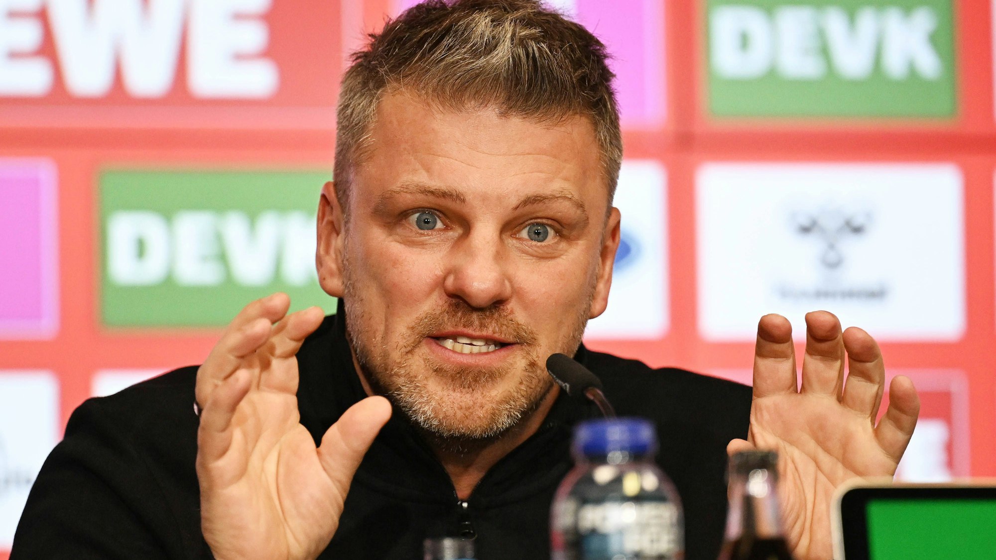 FC-Trainer Lukas Kwasniok hat wieder viel zu basteln.