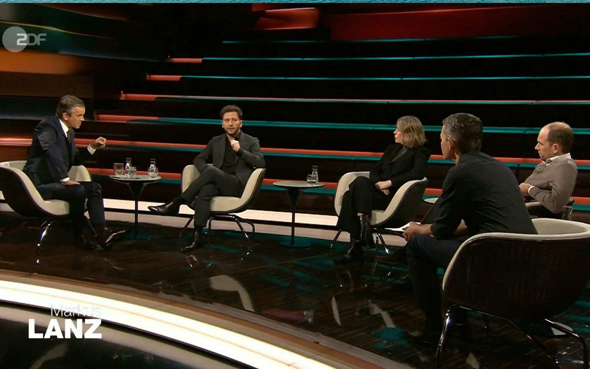 Bei Markus Lanz (links) diskutierten am Donnerstagabend (von links) Felix Banaszak, Sabine Rennefanz, Christoph Werner und Raoul Roßmann. (Bild: ZDF)