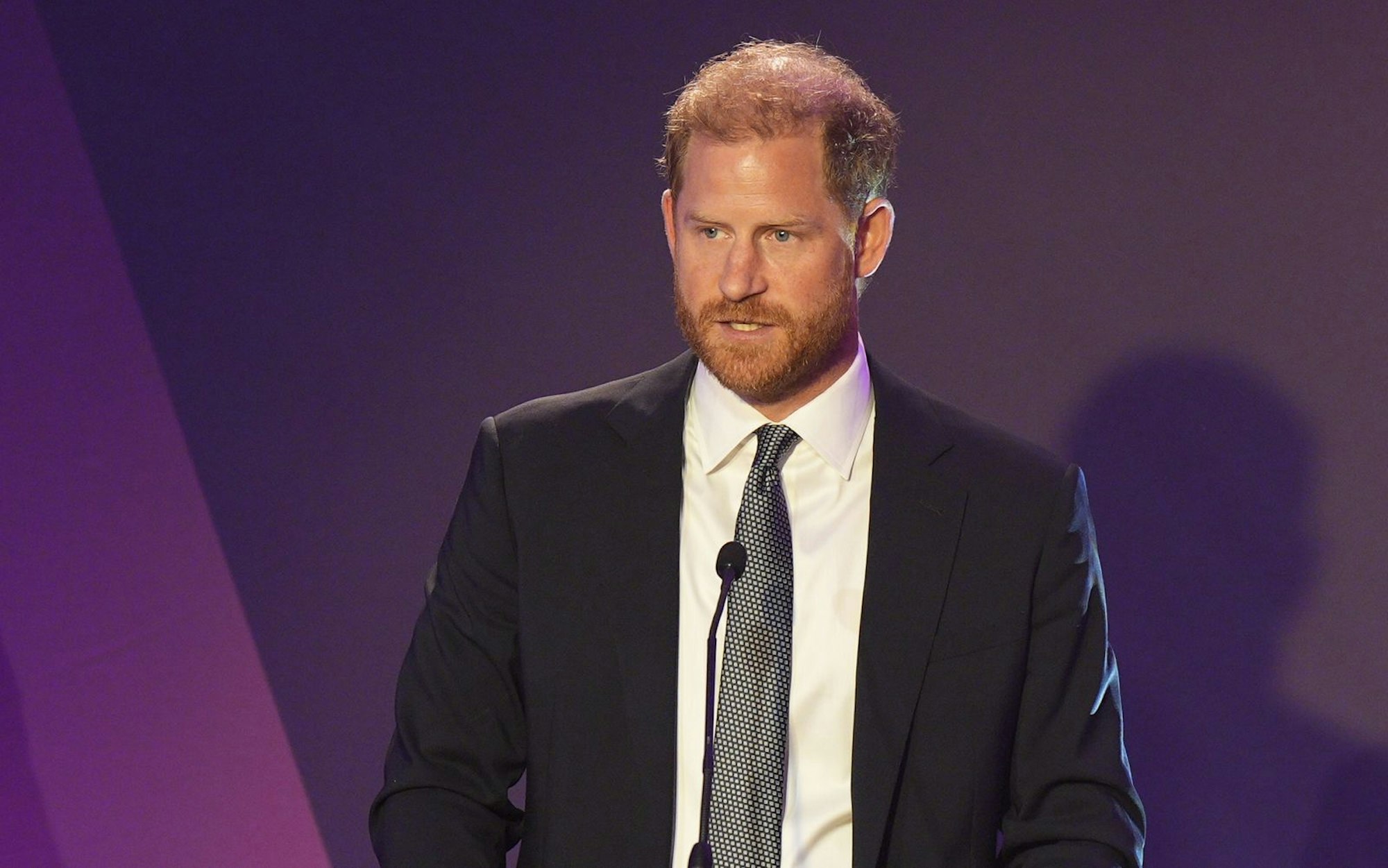 Bei einem Auftritt in der „Late Show with Stephen Colbert“ stieß Prinz Harry beim Publikum nicht nur auf Zustimmung. (Bild: 2025 Getty Images/Aaron Chown -Pool)