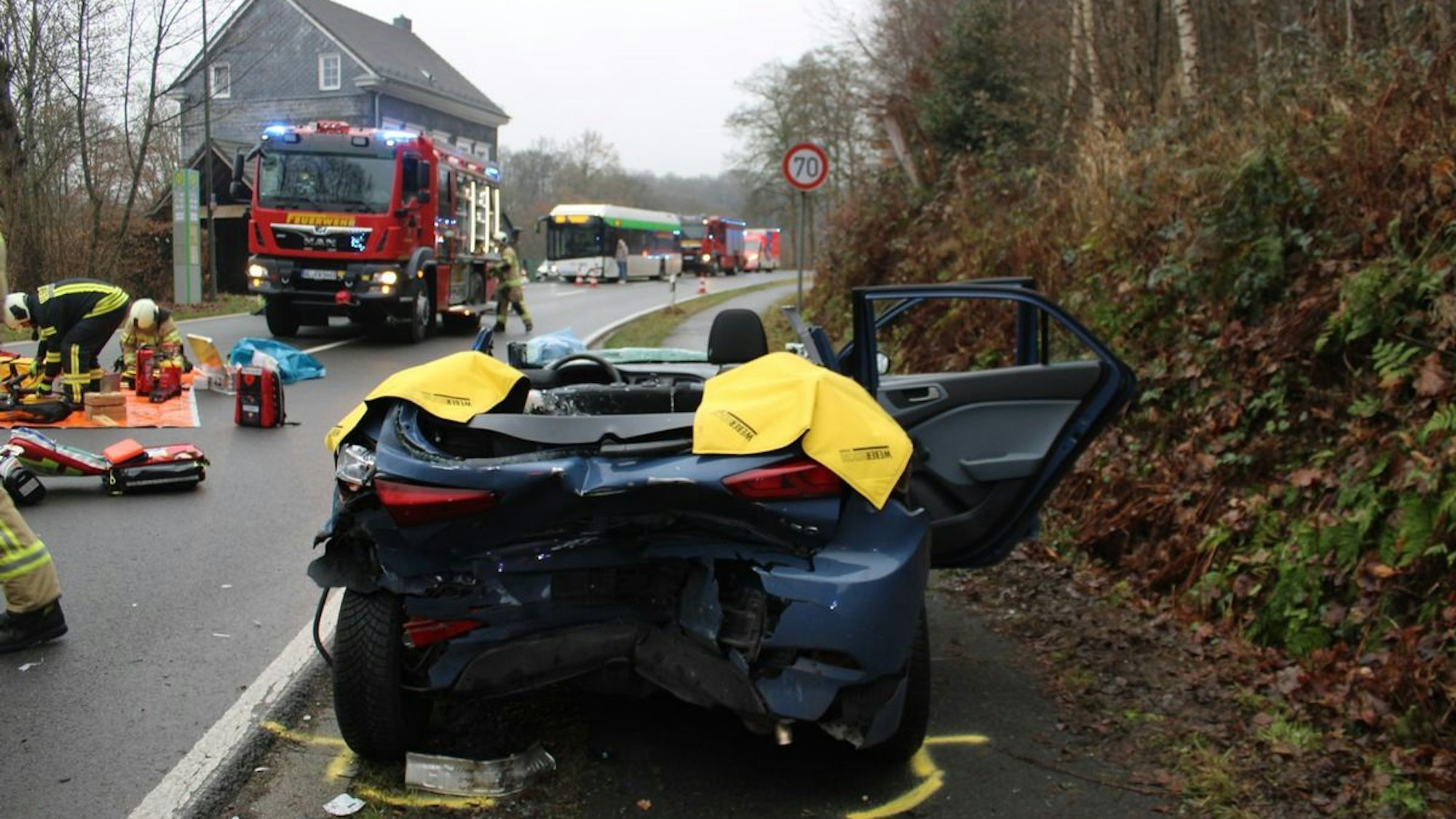 Ein schwerer Verkehrsunfall ereignete sich in Wermelskirchen.