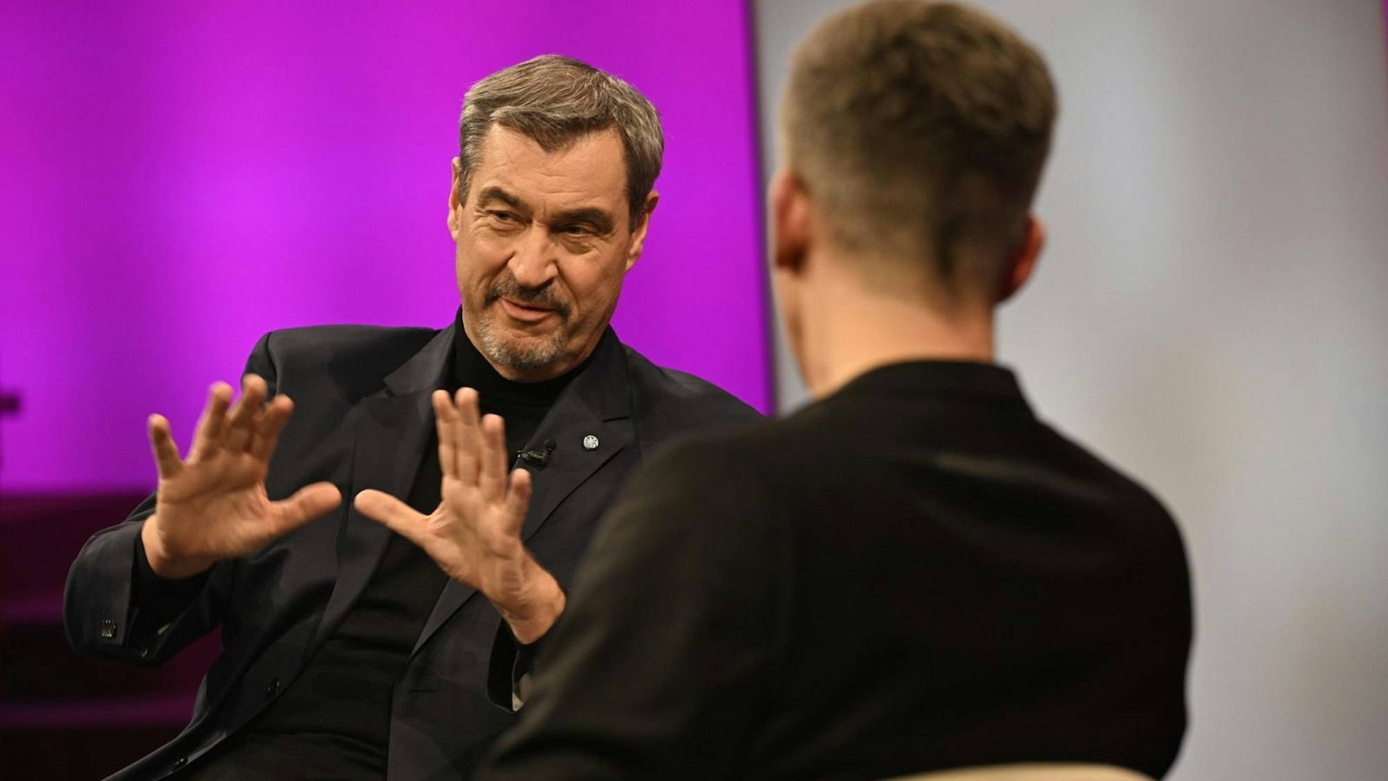 Markus Söder hat beim RTL-Jahresrückblick über das politische 2025 gesprochen. (Bild: RTL / Annette Etges)