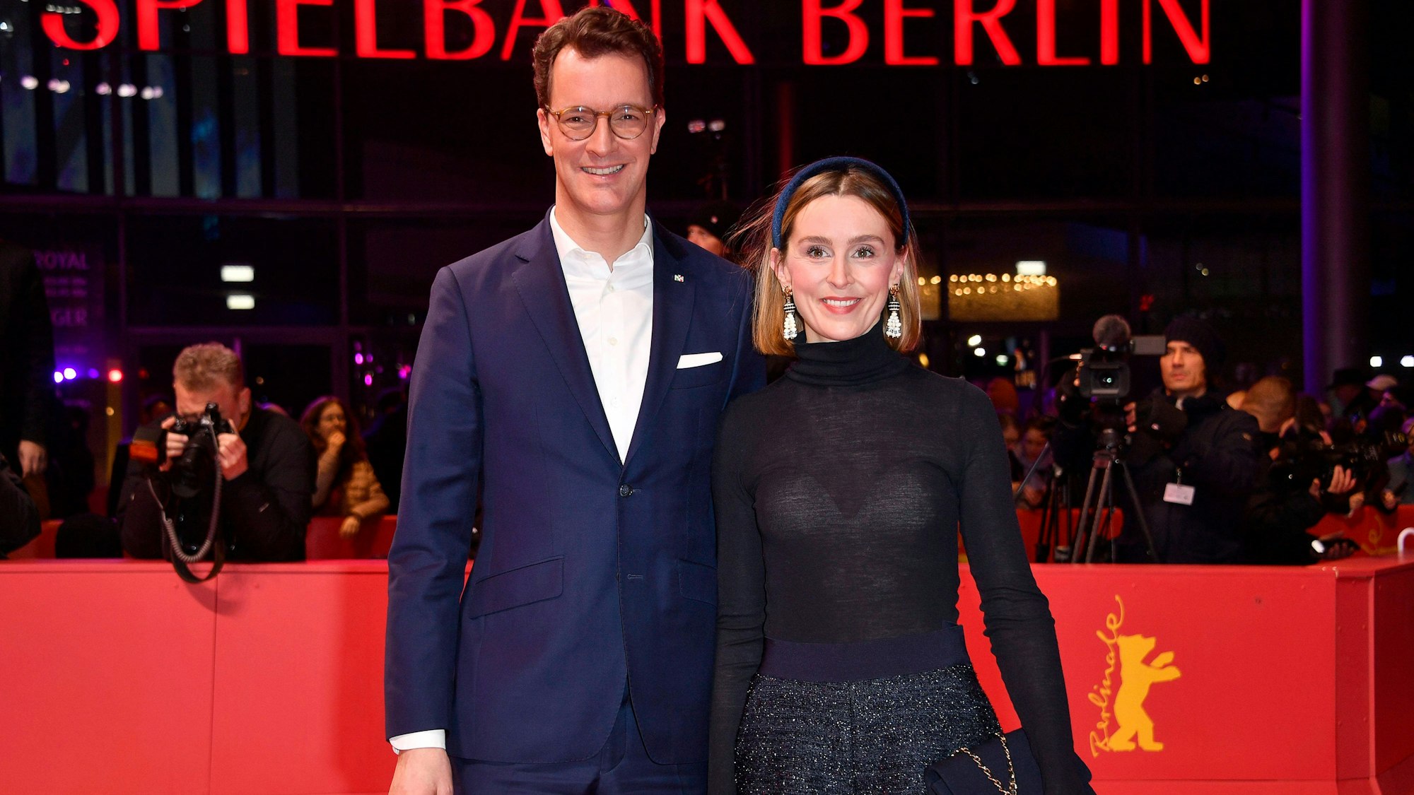 Hendrik Wüst mit Ehefrau Katharina Wüst bei einer Filmpremiere auf der Berlinale.