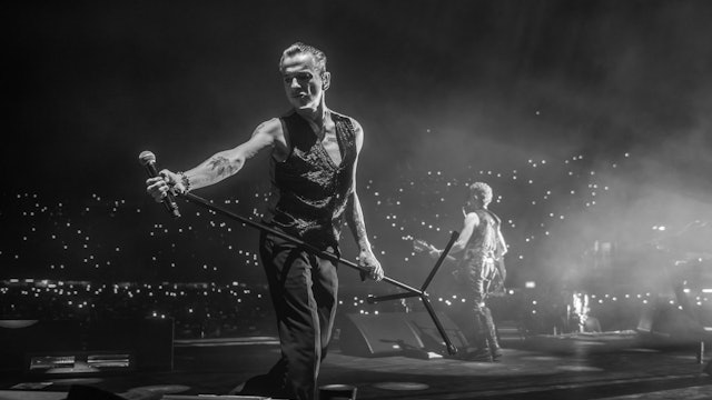 Depeche Mode spielten 2023 drei ausverkaufte Konzerte in Mexiko-Stadt - ein Erlebnis, das in einem eigenen Film festgehalten wurde. (Bild: Toni François)