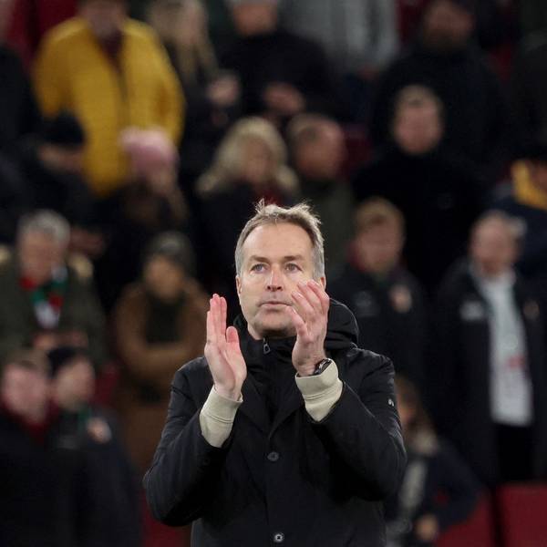 Bayer Leverkusen's Danish head coach Kasper Hjulmand claps his hands after the end of the German first division Bundesliga football match between FC Augsburg and Bayer Leverkusen in Augsburg, southern Germany, on December 6, 2025. (Photo by Karl-Josef HILDENBRAND / AFP) / DFL REGULATIONS PROHIBIT ANY USE OF PHOTOGRAPHS AS IMAGE SEQUENCES AND/OR QUASI-VIDEO