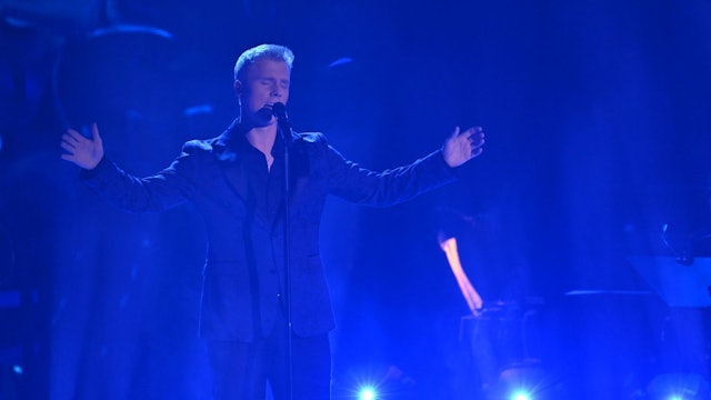 Rea Garvey hat nur ein Talent: Showman Max: „Ich hab' Maximilian Hoffnung. Ich hab' Maximilian Freude. Ich hab' Maximilian Pesé.“ (Bild: Joyn/ Claudius Pflug)