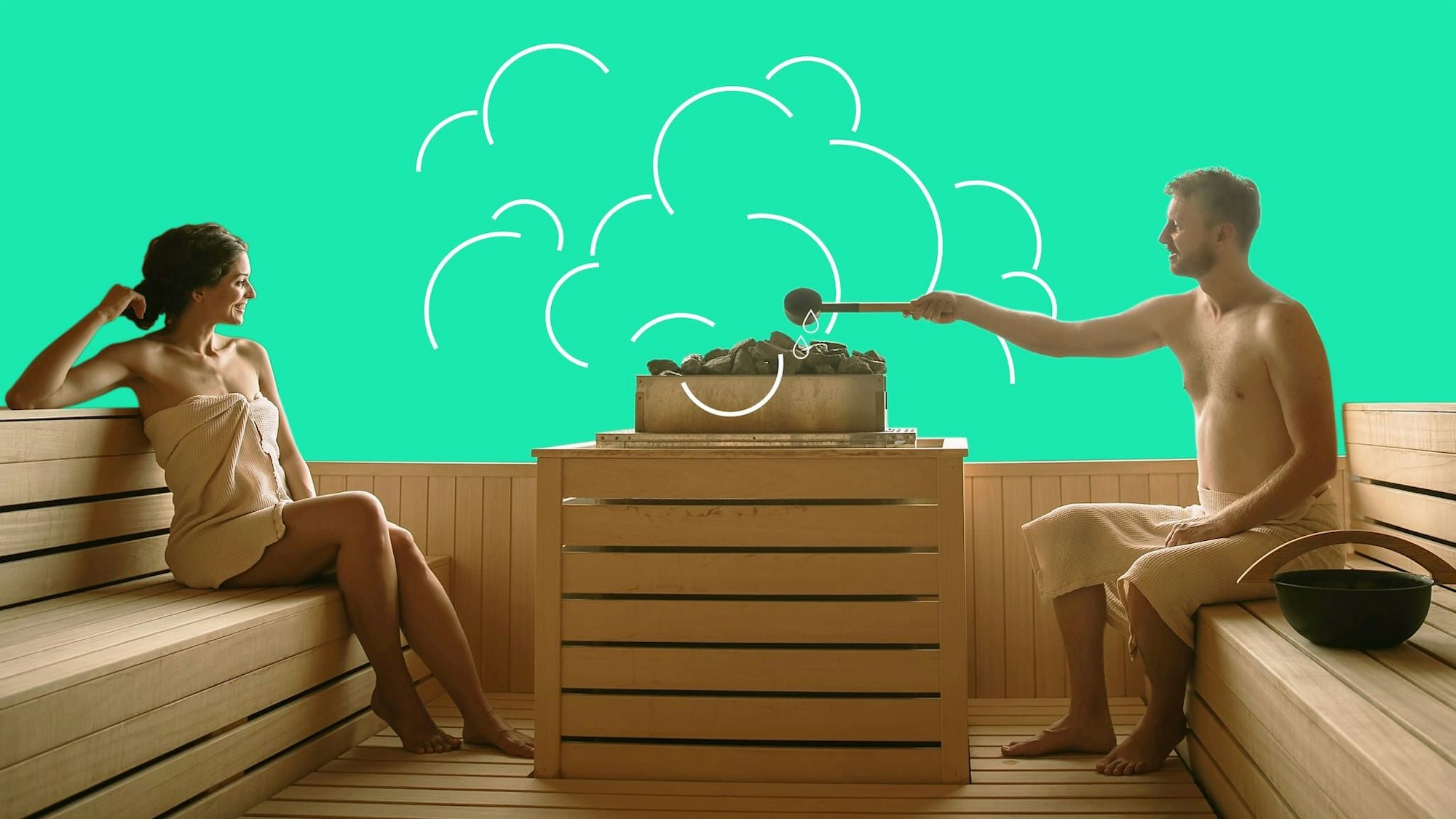 So bitte nicht: In Finnland wäre es undenkbar, nicht oberhalb der heißen Saunasteine zu sitzen. Auch eingewickelt in Handtücher ist im Heimatland der Sauna niemand. . RND
