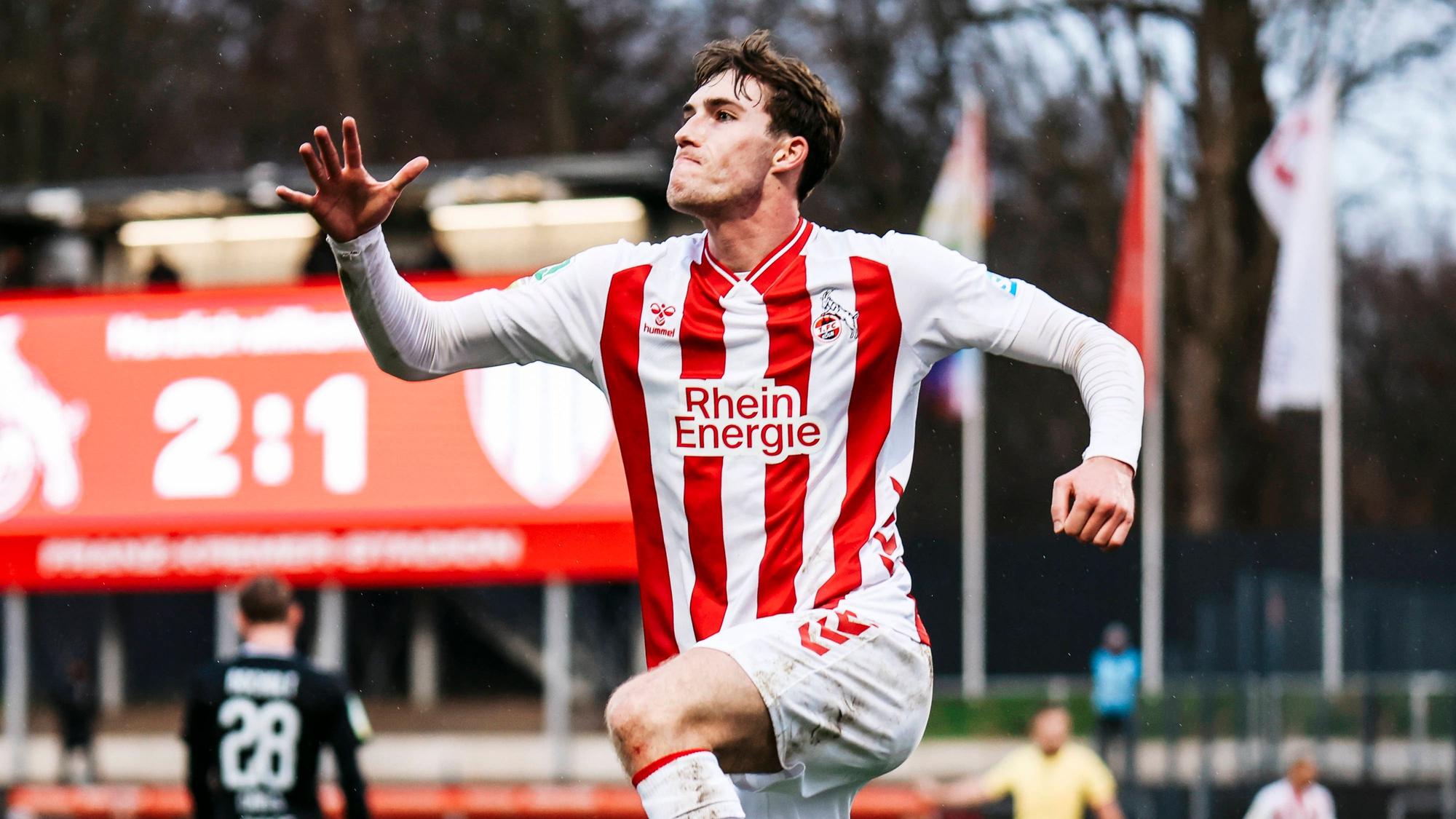 Regionalliga West: 1.FC Köln-1.FC Bocholt 06.12.2025 Bernie Lennemann 1.FC Köln, 7 jubelt zum 3:1 Regionalliga West: 1.FC Köln-1.FC Bocholt Franz-Kremer-Stadin, 06.12.2025 Regionalliga West: 1.FC Köln-1.FC Bocholt Franz-Kremer-Stadin, 06.12.2025 *** Regionalliga West 1 FC Köln 1 FC Bocholt 06 12 2025 Bernie Lennemann 1 FC Köln, 7 cheers for 3 1 Regionalliga West 1 FC Köln 1 FC Bocholt Franz Kremer Stadin, 06 12 2025 Regionalliga West 1 FC Köln 1 FC Bocholt Franz Kremer Stadin, 06 12 2025 Copyright: xBEAUTIFULxSPORTS/Freisenx