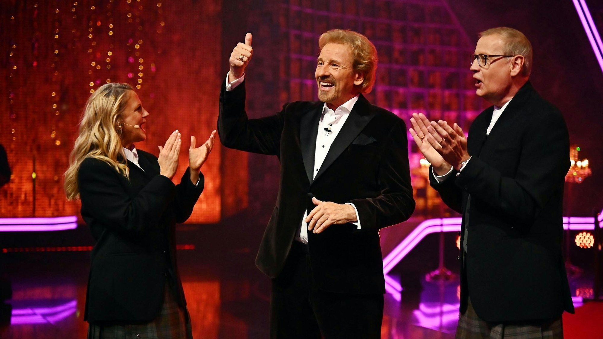 Moderator Thomas Gottschalk mit Günther Jauch und Barbara Schöneberger.