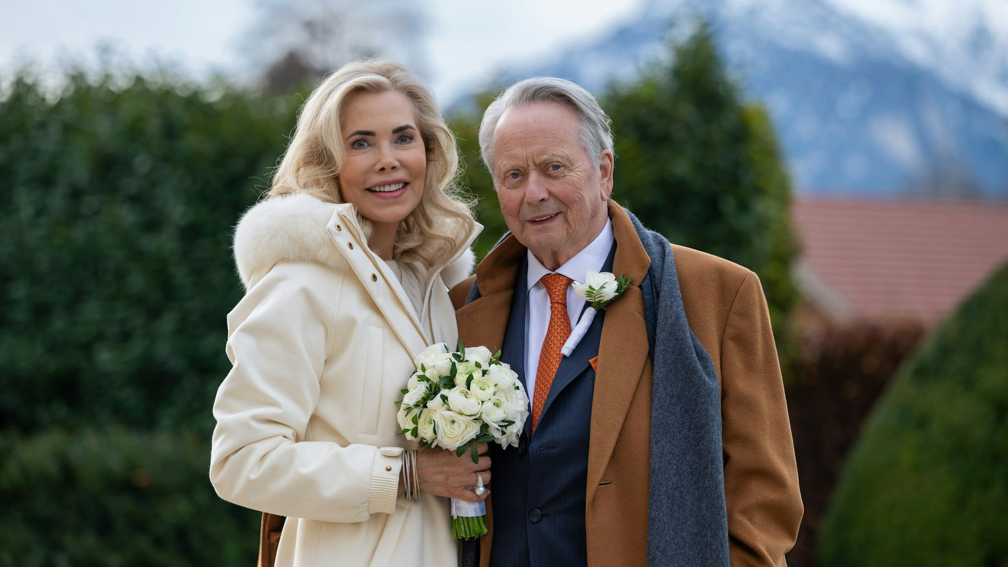 Gabriele zu Leiningen und Wolfgang Porsche haben geheiratet.