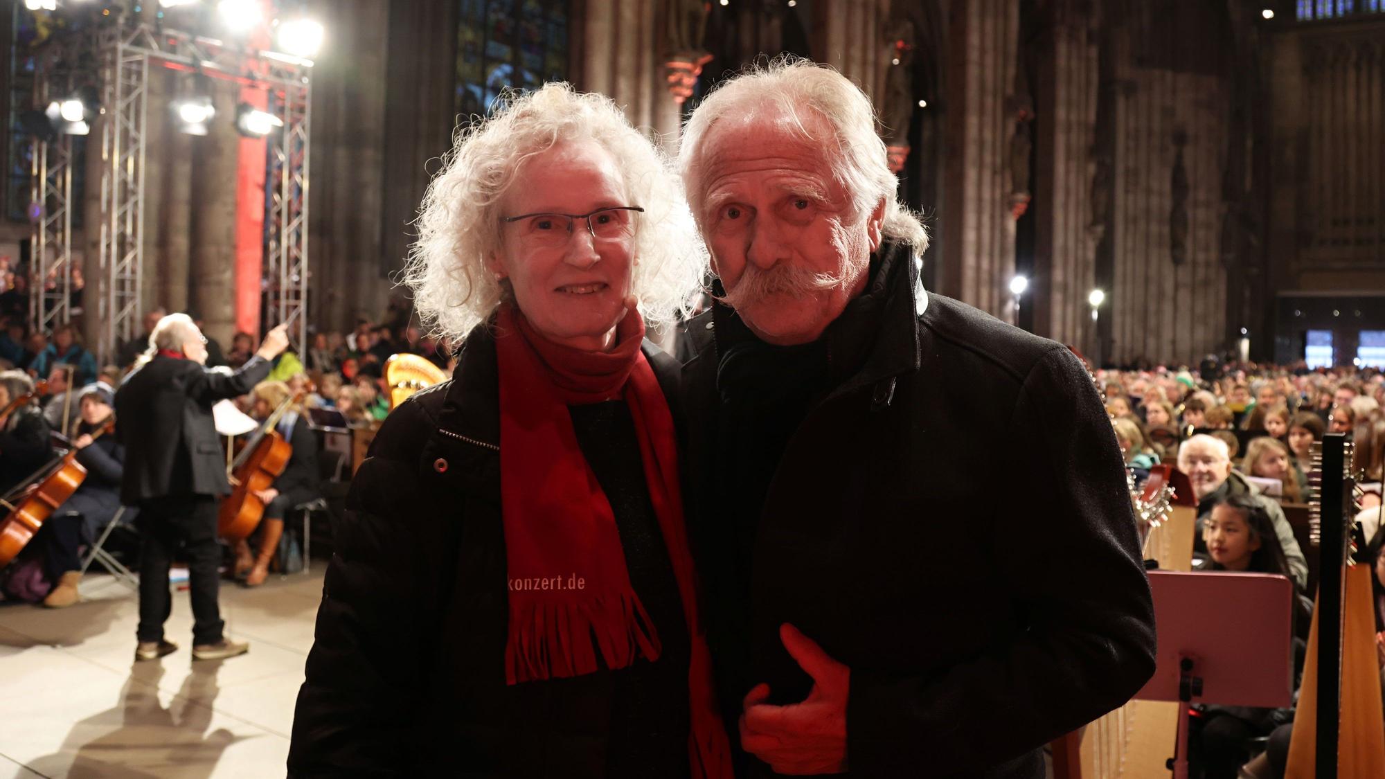 Stephan Brings mit den Lucky Kids im Dom.