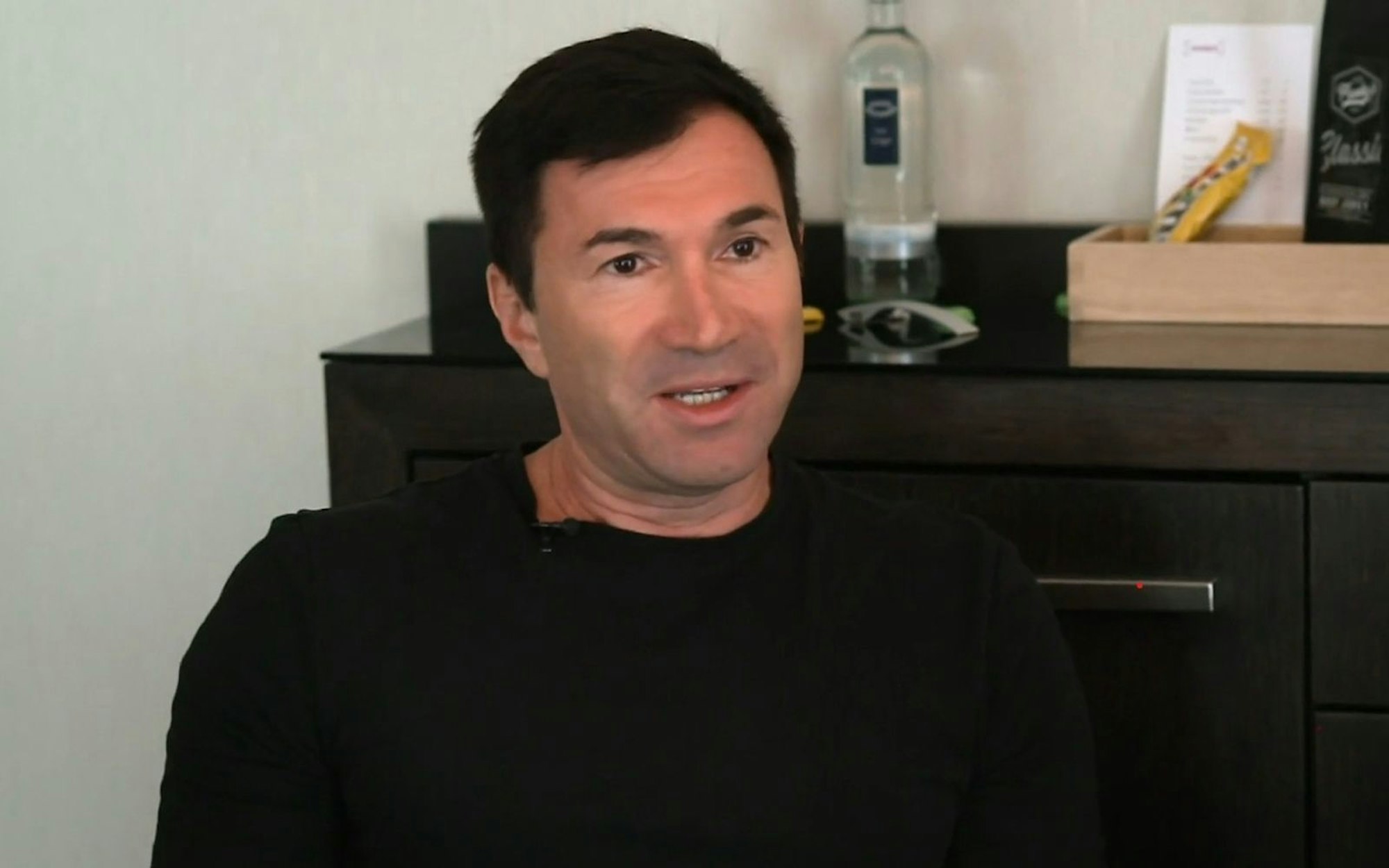 Lucas Cordalis machte die Internet-Kritik an seiner zehnjährigen Tochter Sophia sichtlich zu schaffen. (Bild: RTL)