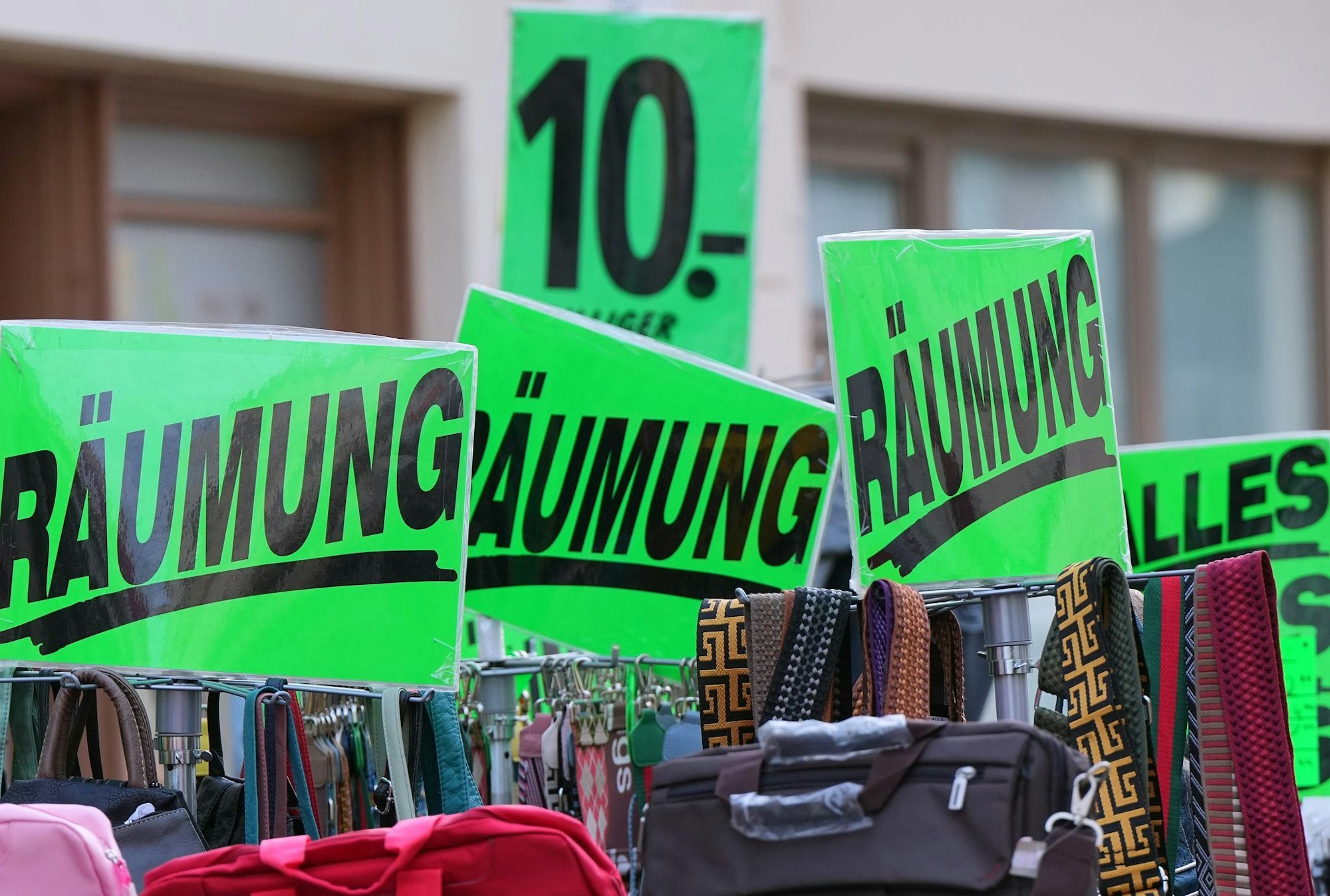 Wenn die Konjunktur im nächsten Jahr wie erwartet anspringt, könnte sich die Lage etwas entspannen. (Archivbild)