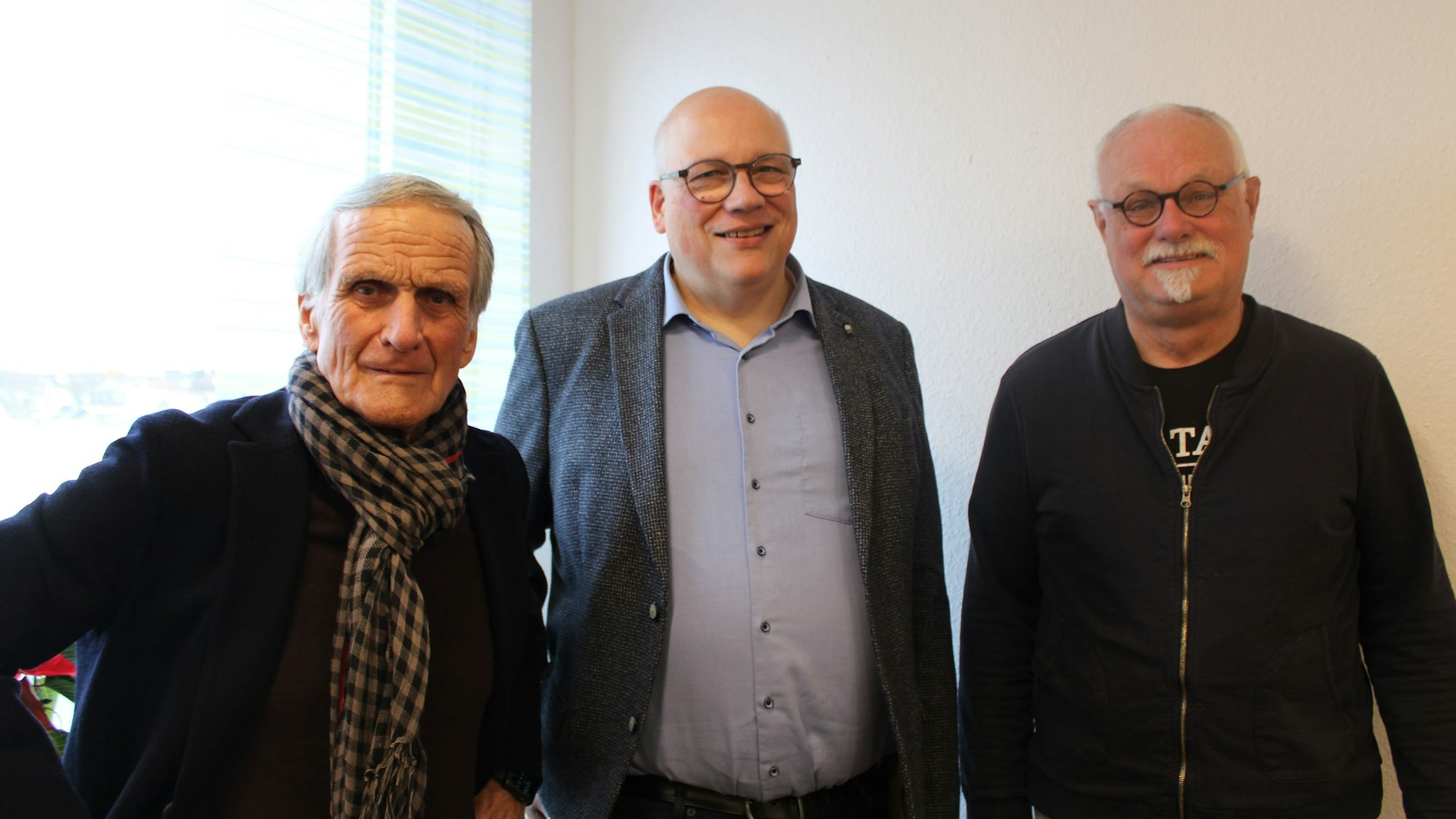 Wolfgang Overath, SKM-Vorsitzender Markus Kühn, Bert Becker (Fachbereichsleitung Wohnungslosenhilfe SKM)