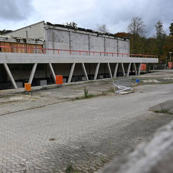 Das Foto zeigt die Schulbaustelle in Kürten