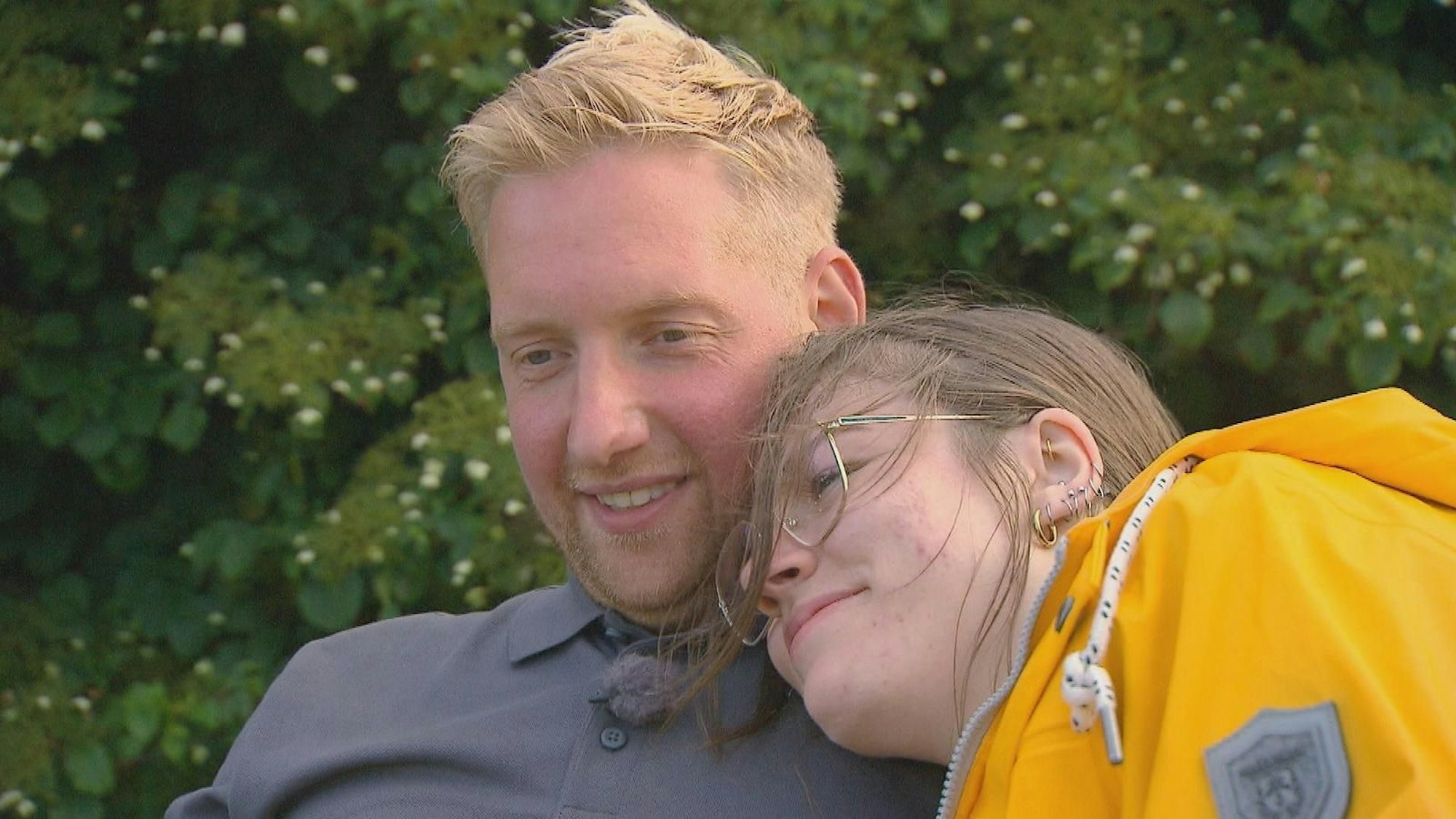 Der Bauer will Jennifer weiter kennenlernen. (Bild: RTL)