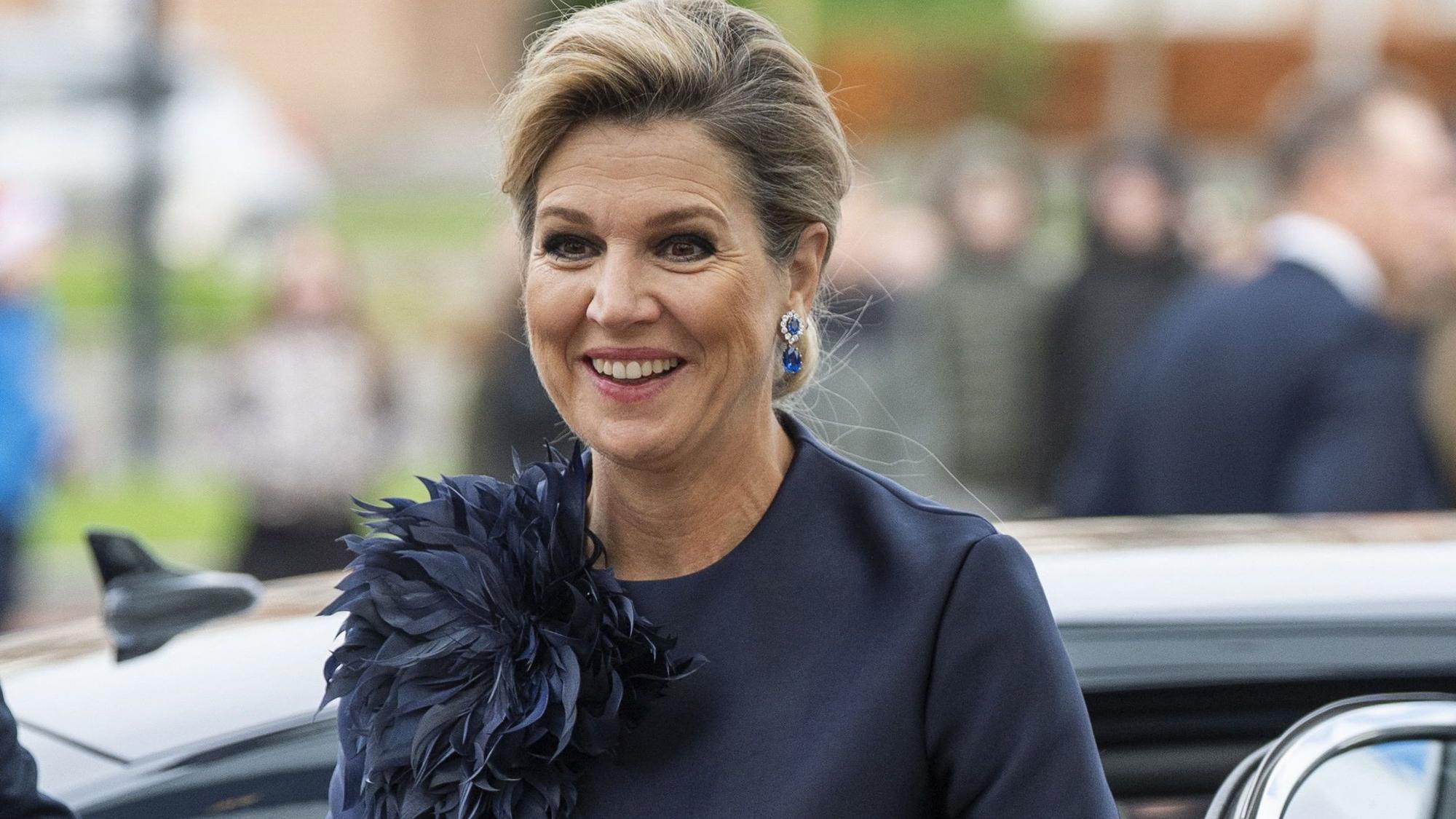 Königin Maxima trifft im Chassé Theater in Breda zu den Aufnahmen des „Kerst Muziekgala 2025“ ein.