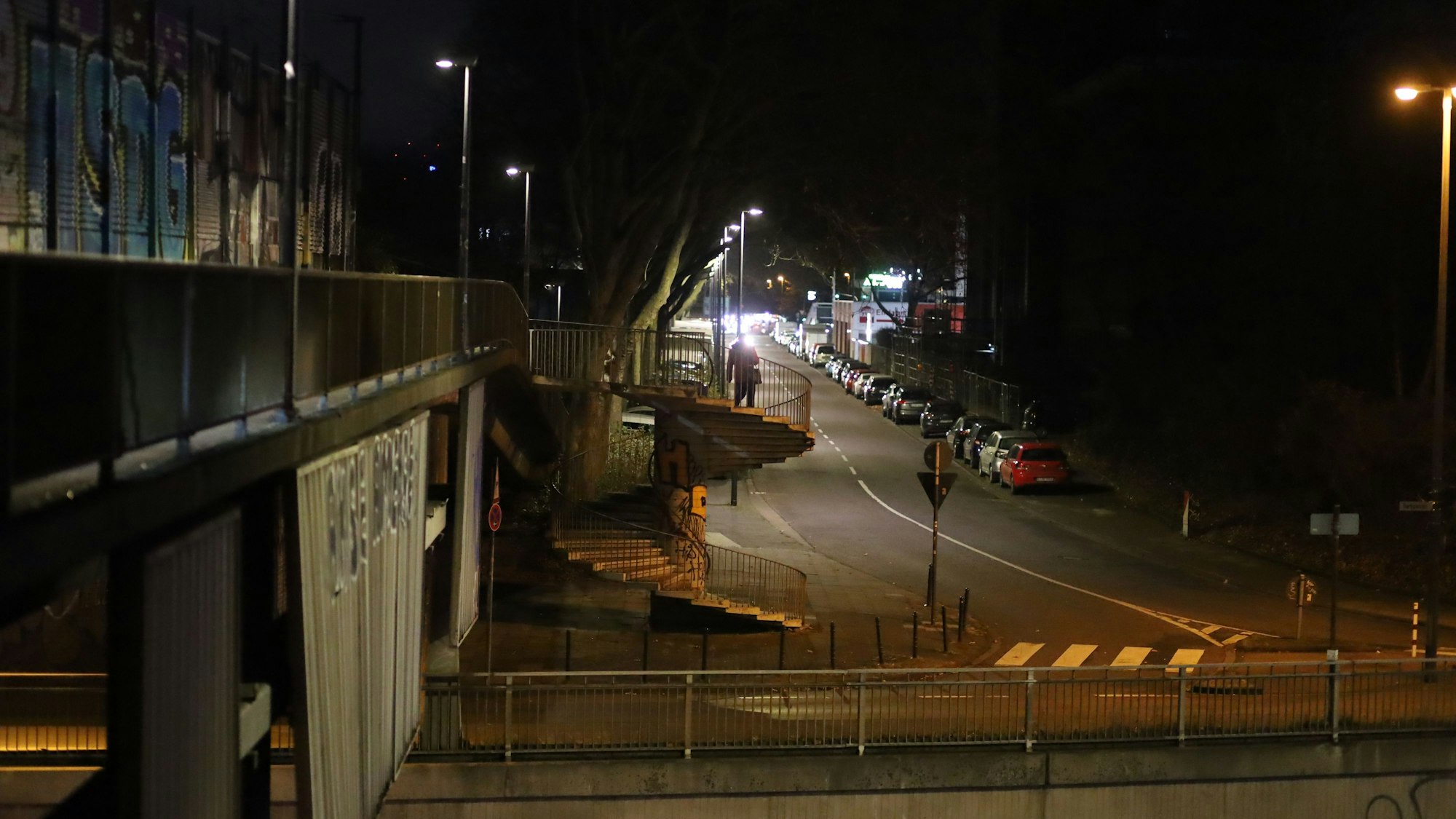 Fußgängerwege am Tunnel Herkulesstraße