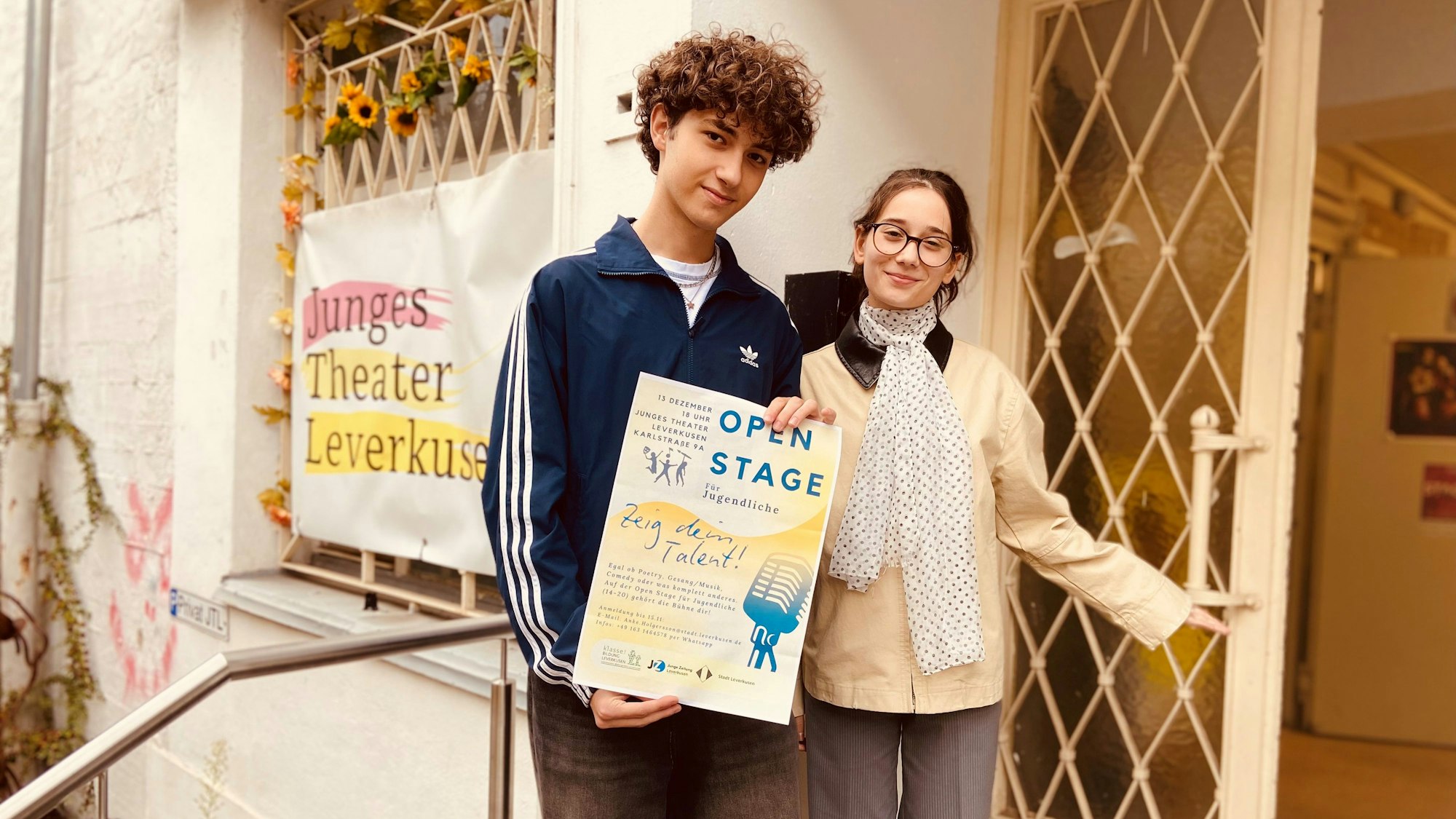 Semih Kaya und Maia Dragoman von der Jungen Zeitung Leverkusen.