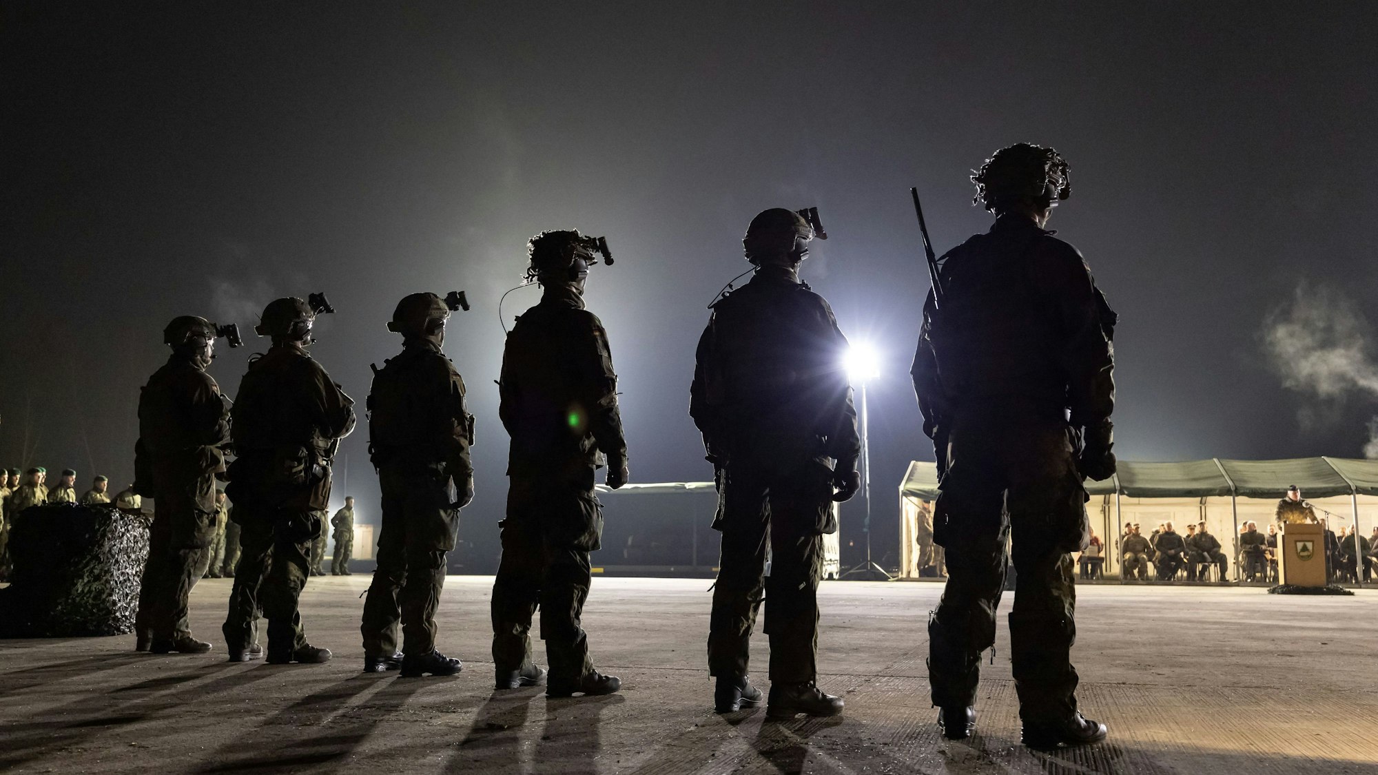 Soldaten des Panzergrenadierbataillons 122 auf dem Truppenübungsplatz Grafenwöhr.