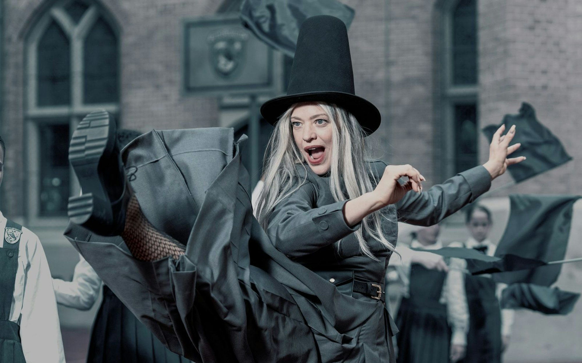 Zur prominenten Besetzung von „Bibi Blocksberg - Das große Hexentreffen“ gehört unter anderem auch Heike Makatsch als Hexe Servera. (Bild: Wiedemann & Berg Film/Kiddinx Studios/EPO-Film/Leonine Licensing/Niki Schreinlechner)