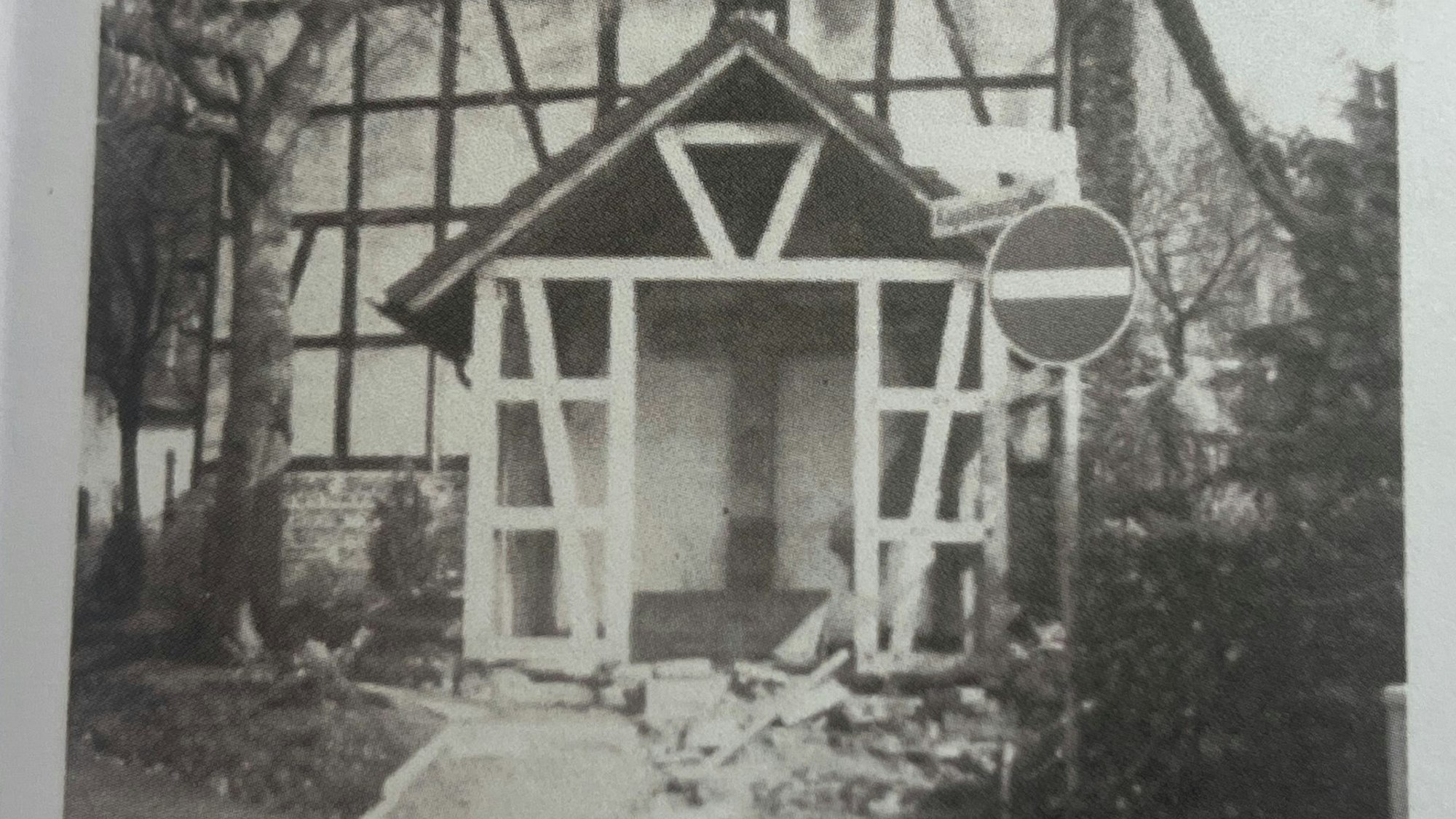 Die Kapelle in der Dorfmitte ist Kernprojekt der Bürgergemeinschaft, sie wurde ab Ende der 1970er-Jahre von Grund auf erneuert.