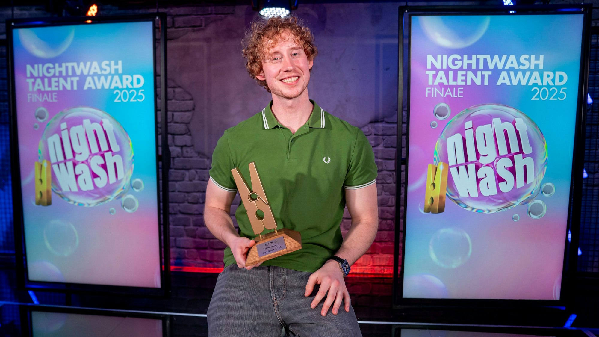 Comedian Vincent Tophoven ist Gewinner des NightWash Talent Awards 2025.
