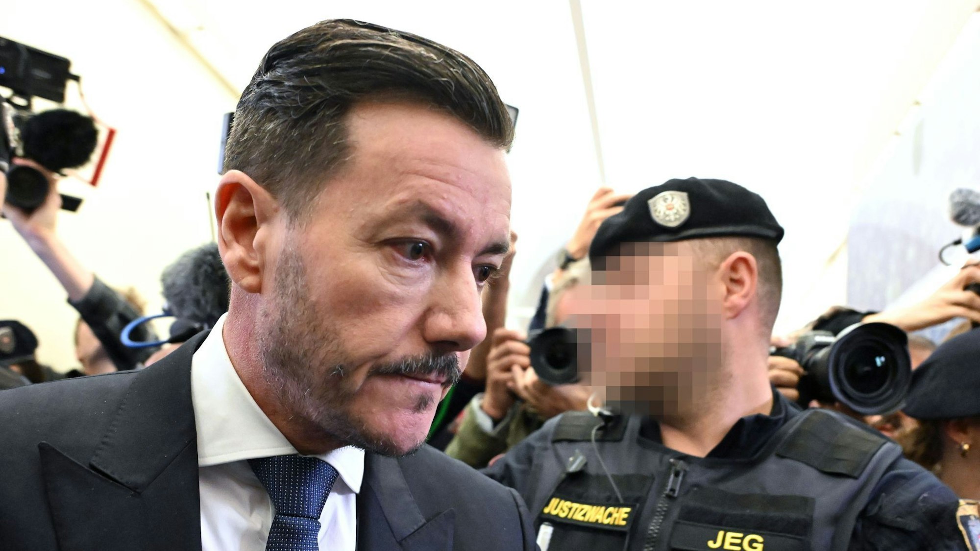 Ex-Milliardär René Benko muss sich einem zweiten Prozess stellen.