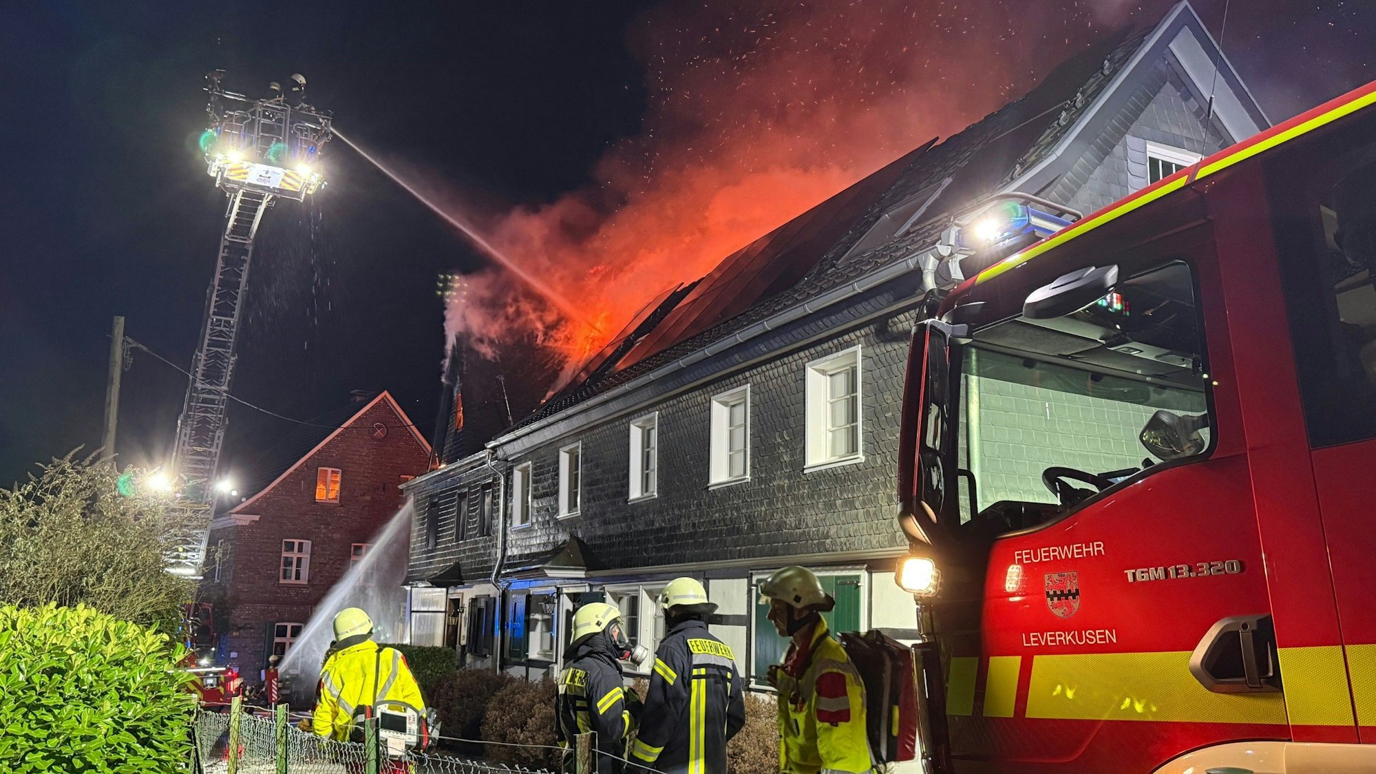 Bei dem Großbrand in Atzlenbach wurde im vergangenen Dezember ein Wohnhaus stark beschädigt.