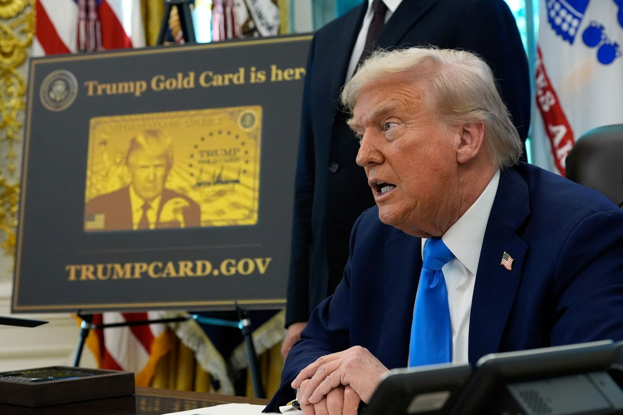 Das Konterfei des Präsidenten ist auch auf der «Trump Gold Card» zu sehen.