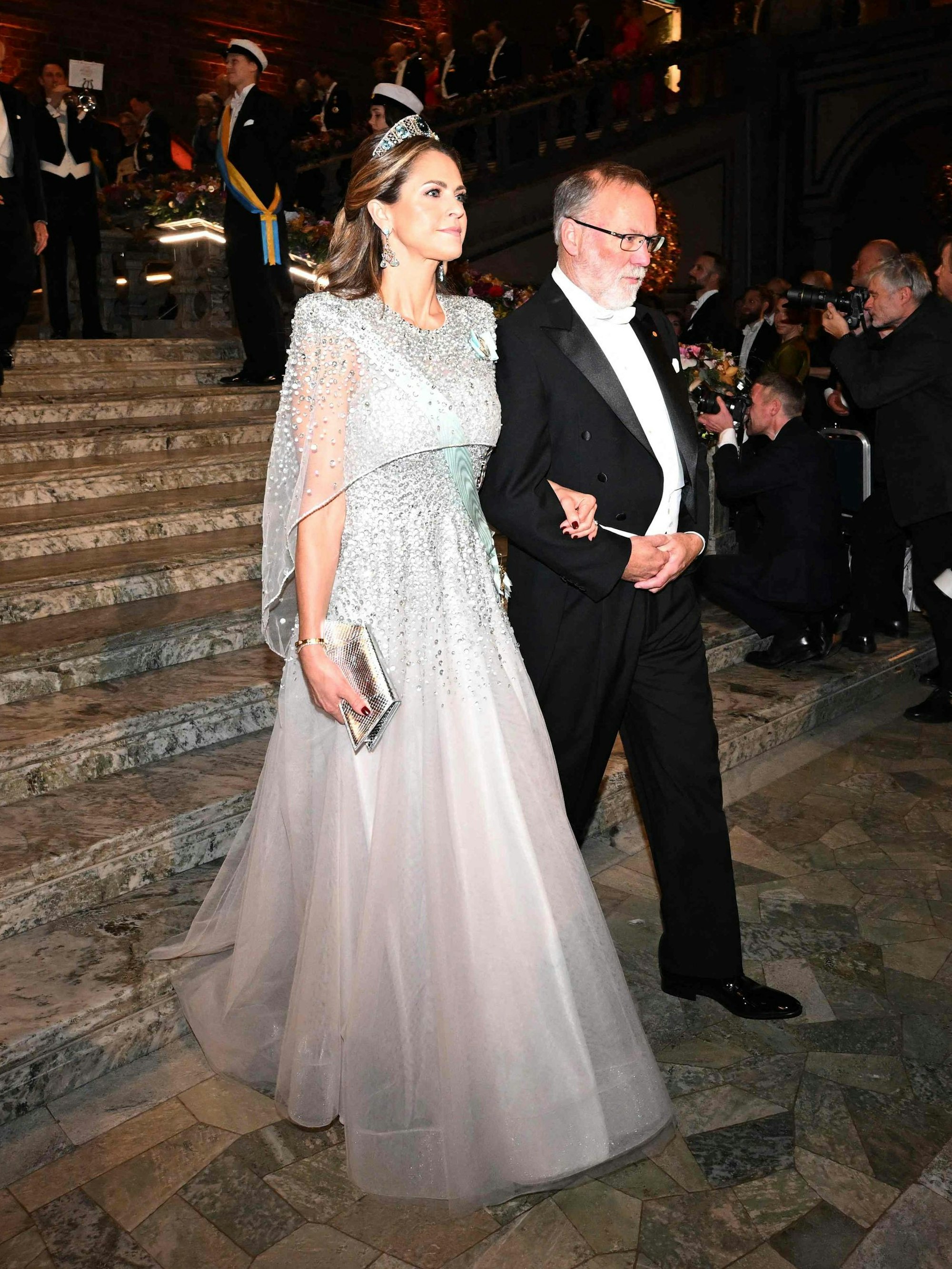Die schwedische Prinzessin Madeleine und der US-Immunologe Fred Ramsdell schreiten zum Nobelbankett.