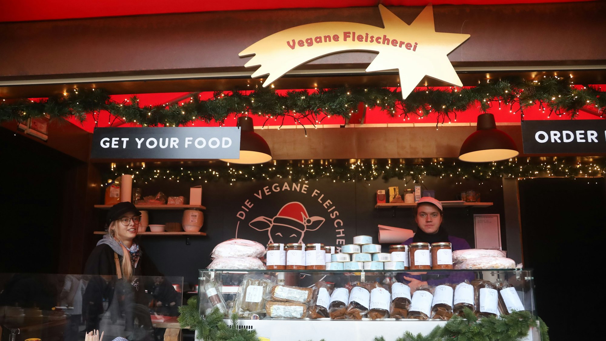 Das Bild zeigt den Stand von Kölns erster veganer Fleischerei.