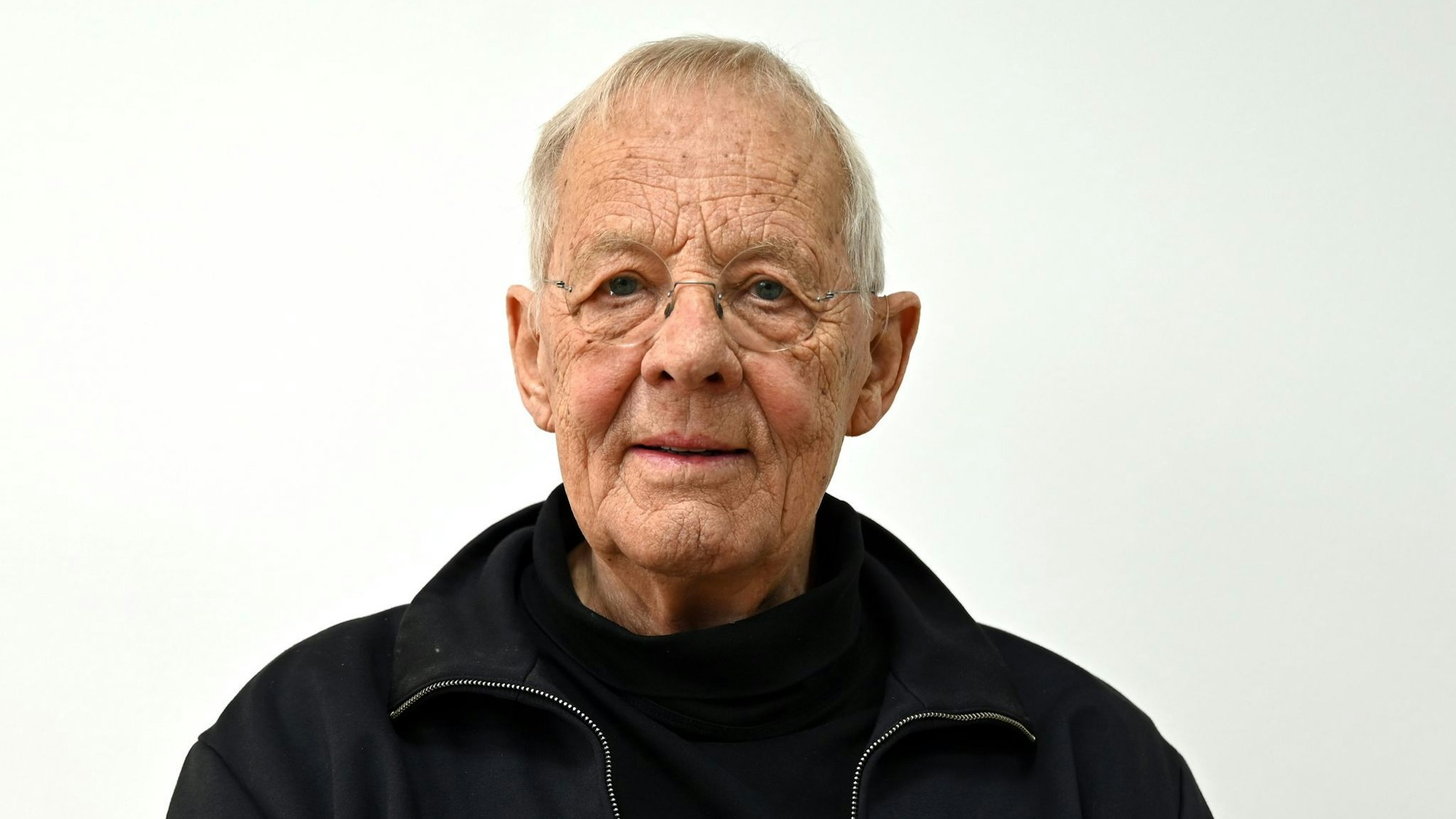 Becker ist vor allem als «Otto Stein» im TV-Dauerbrenner «In aller Freundschaft» bekannt geworden.